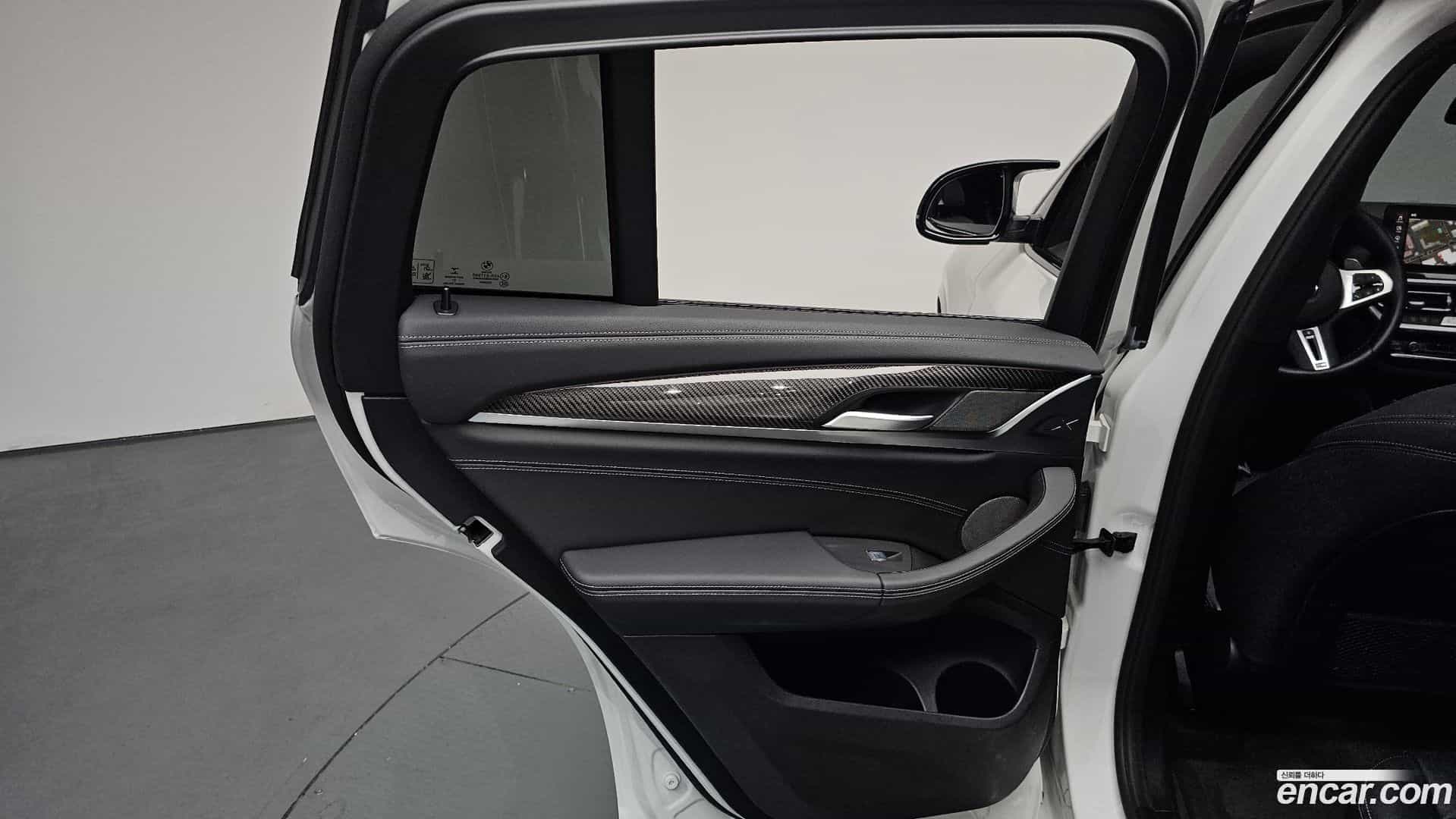 X4 BMW 2022.3-INNER-035