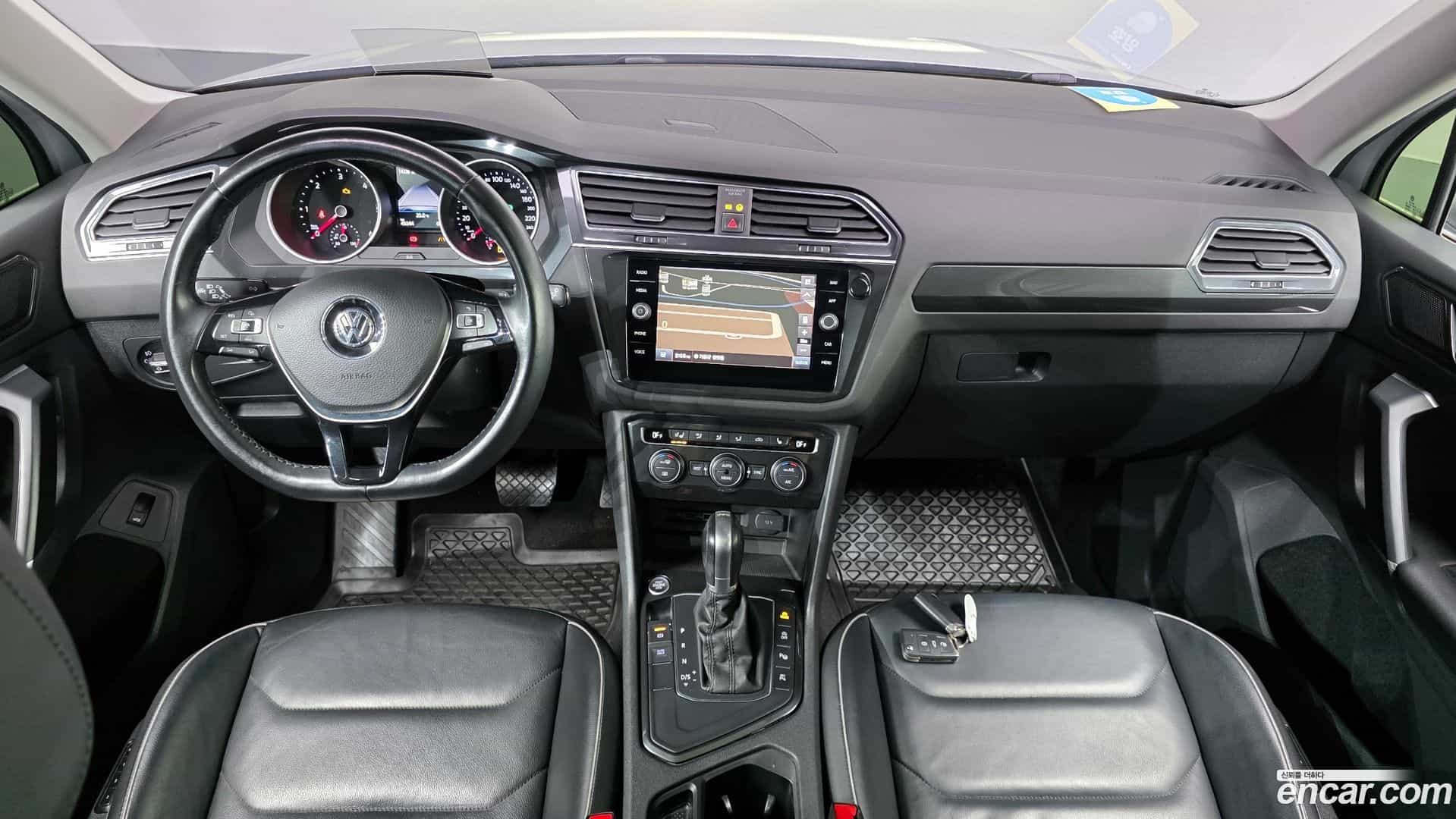 Tiguan Volkswagen 2018.4-INNER-007