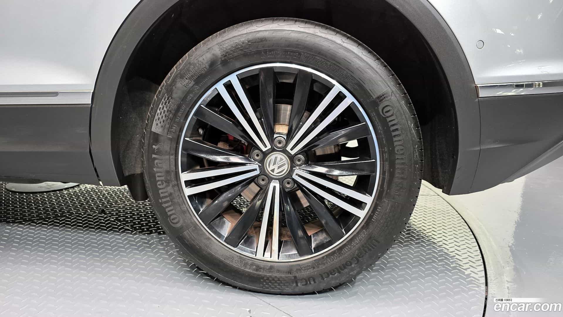 Tiguan Volkswagen 2018.4-OUTER-031