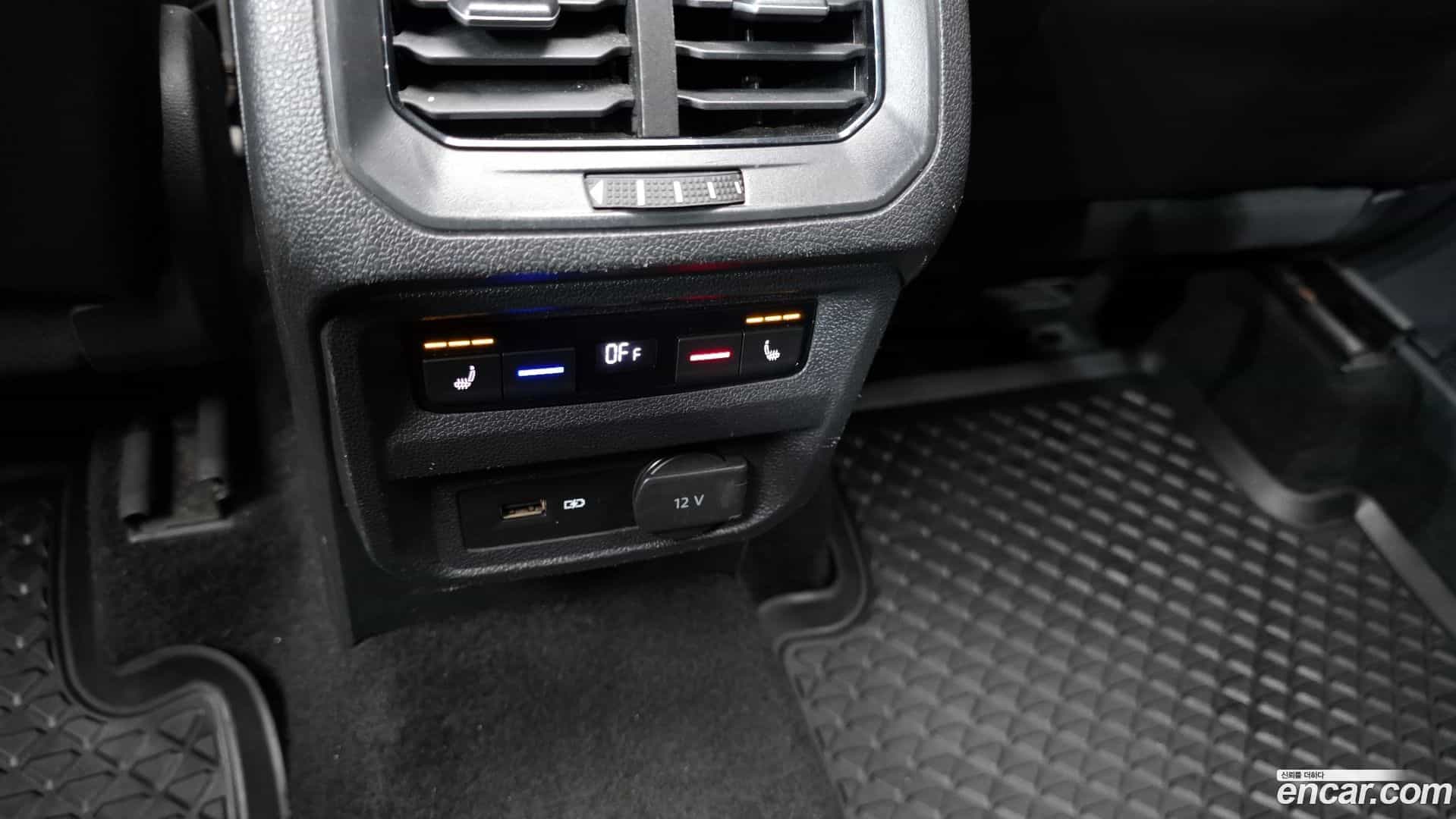 Tiguan Volkswagen 2018.4-OPTION-040