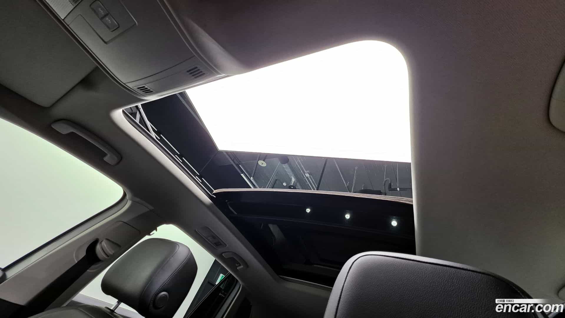 Tiguan Volkswagen 2018.4-OPTION-044