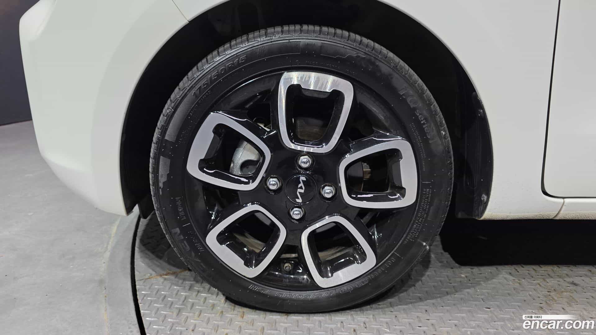 RAY Kia 2022.0-OUTER-005