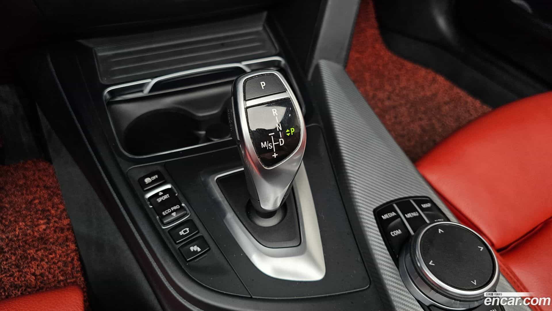 4-Series BMW 2018.5-INNER-009