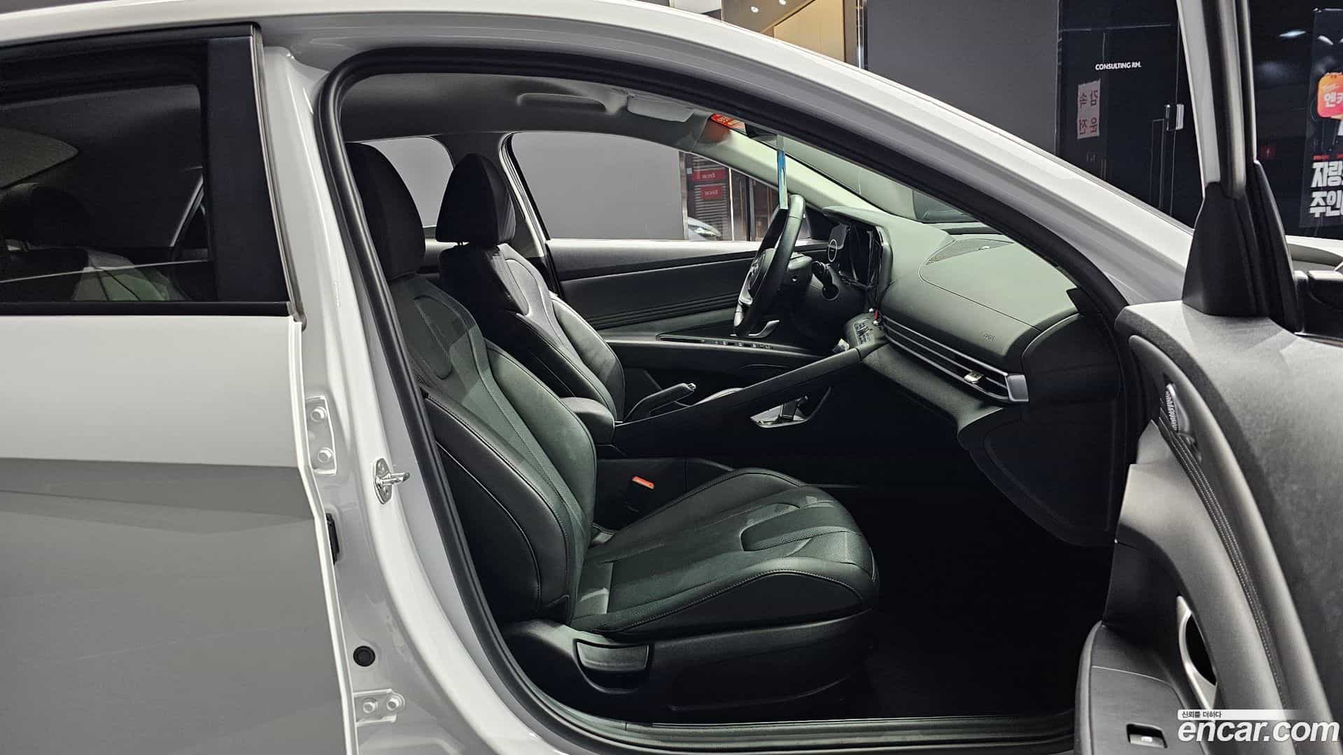 AVANTE Hyundai 2020.9-OPTION-015