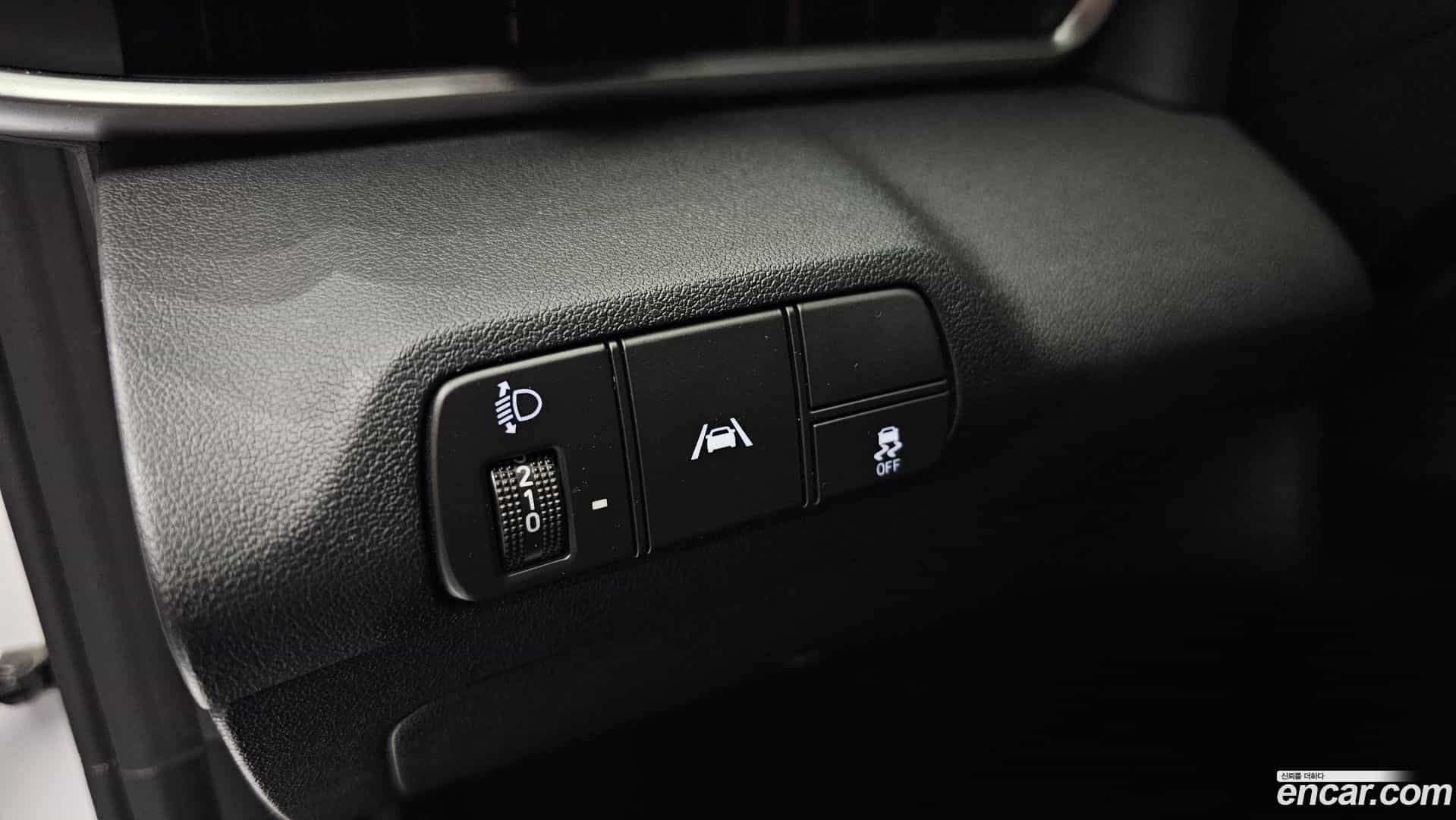 AVANTE Hyundai 2020.9-OPTION-020