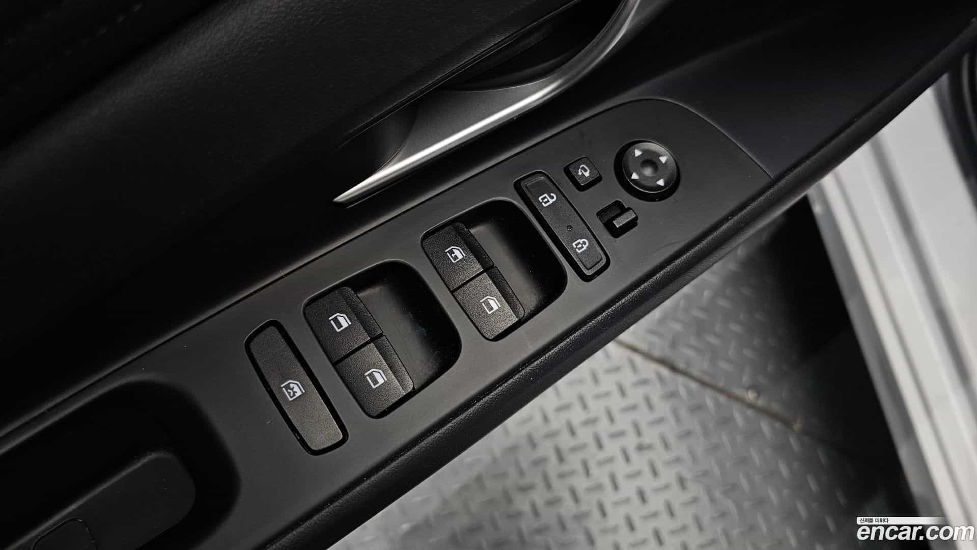 AVANTE Hyundai 2020.9-OPTION-021