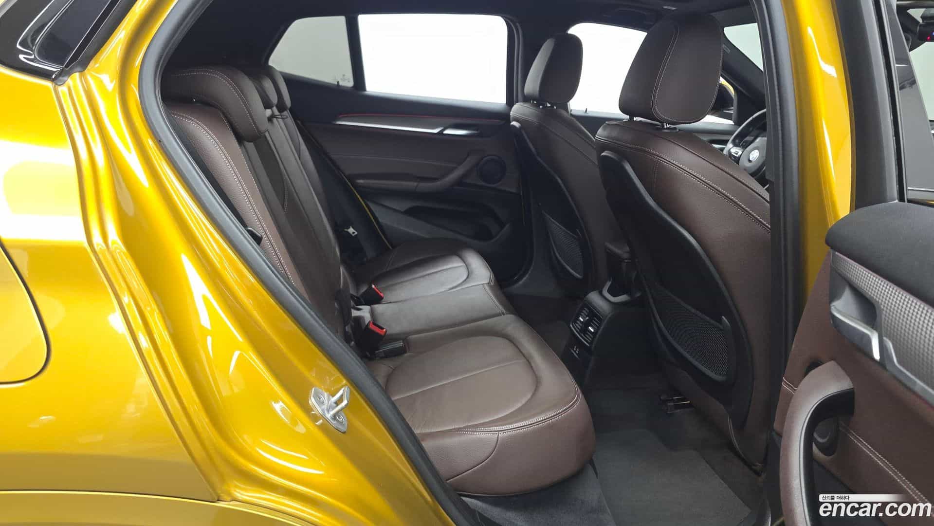 X2 (F39) BMW 2021.1-OPTION-016