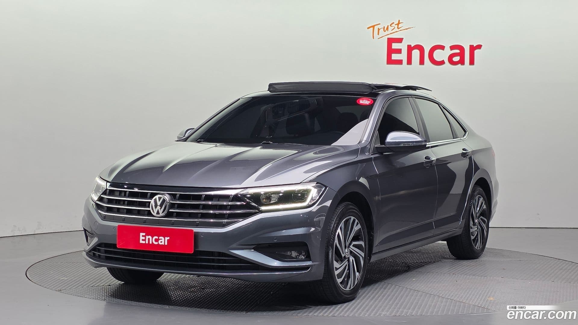 Main__Slider__Photo:Jetta Volkswagen 2021.11-0