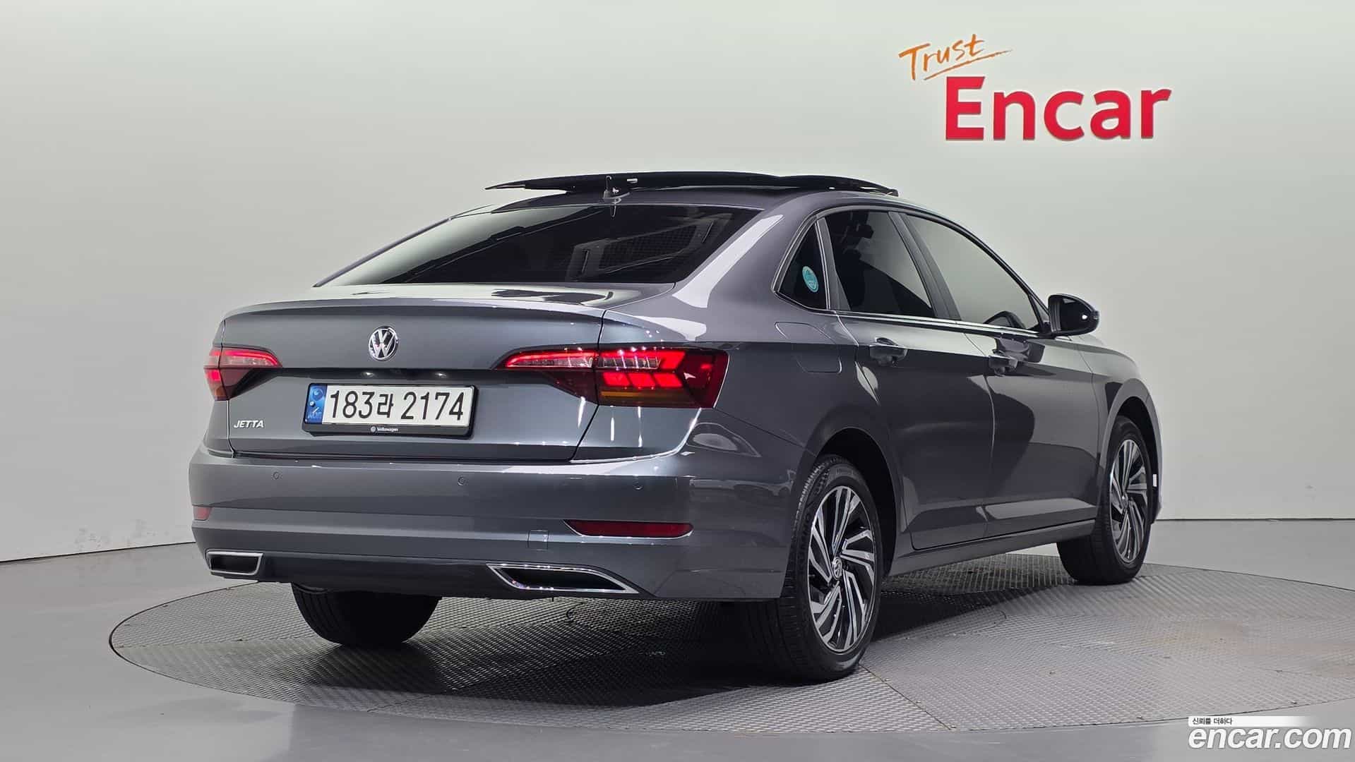 Jetta Volkswagen 2021.11-OUTER-002