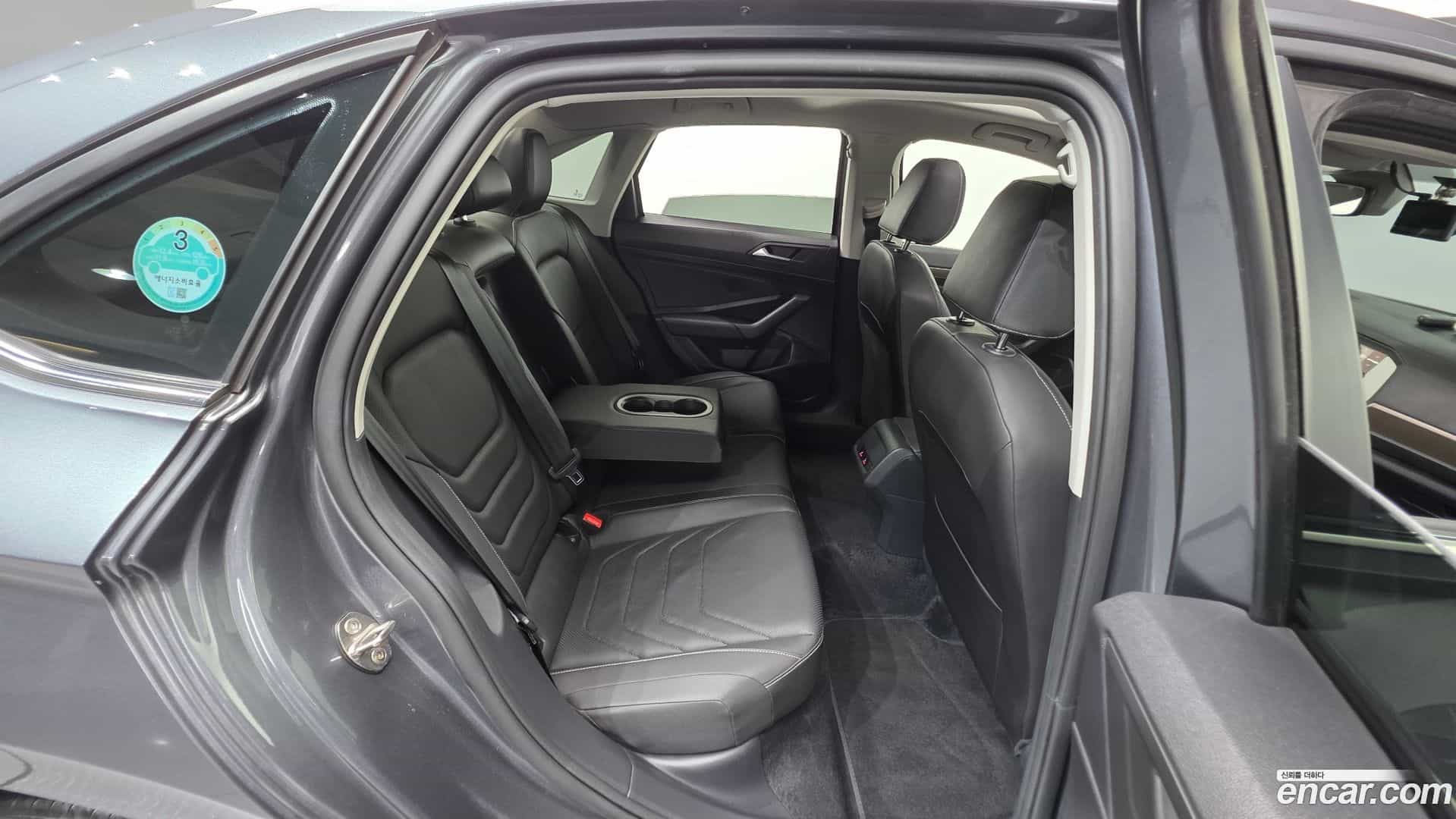 Jetta Volkswagen 2021.11-OPTION-022