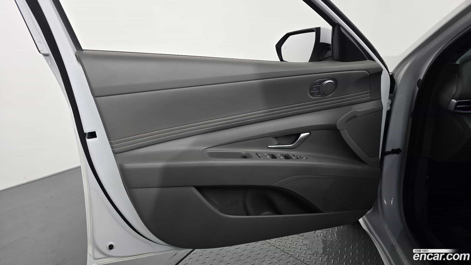 AVANTE Hyundai 2024.0-INNER-034