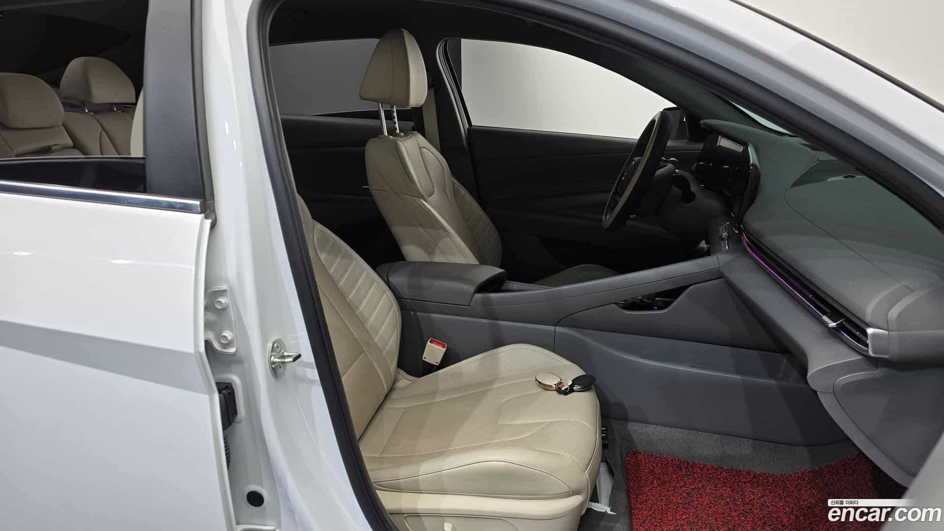 AVANTE Hyundai 2024.0-INNER-036