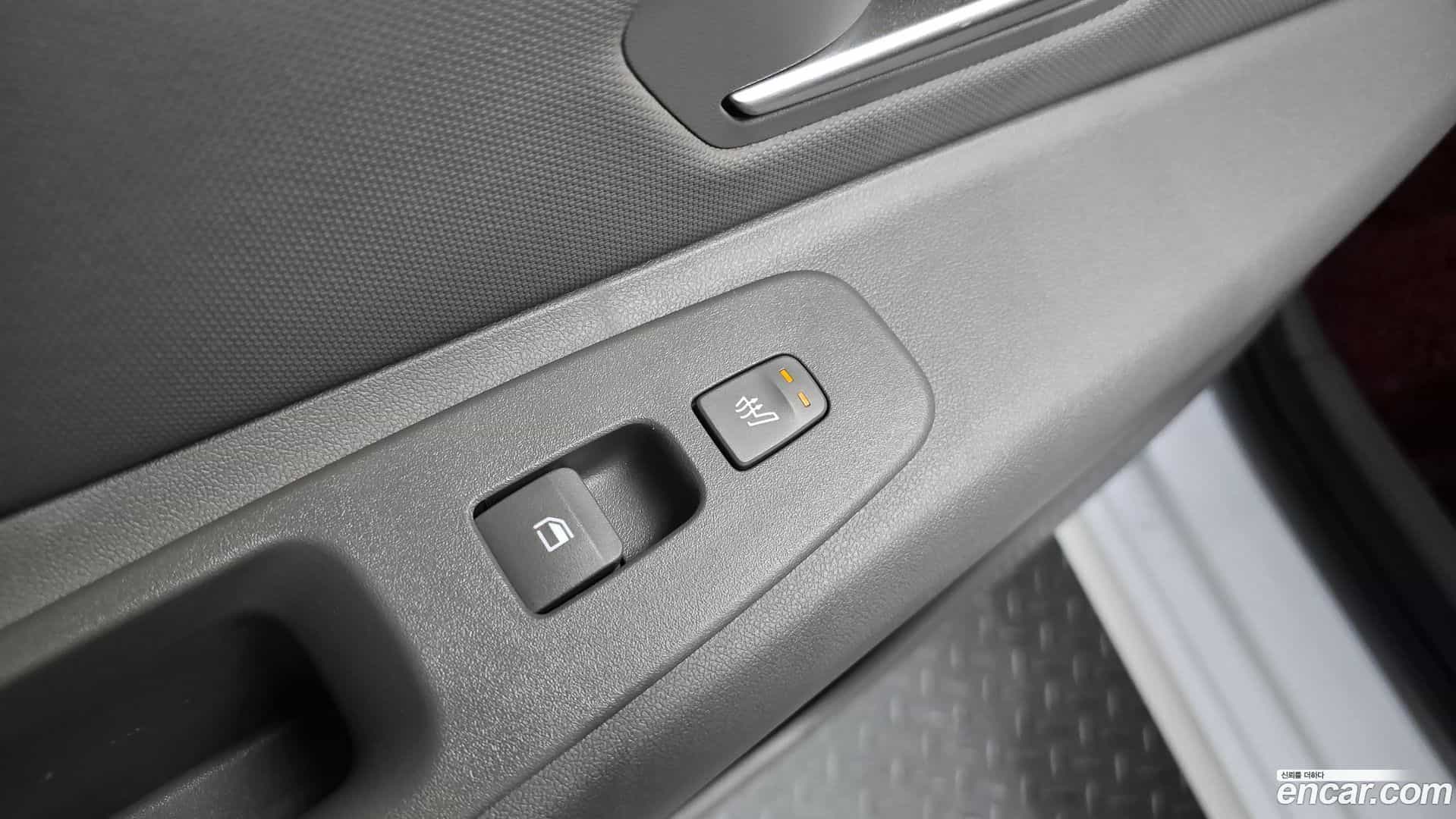 AVANTE Hyundai 2024.0-OPTION-040