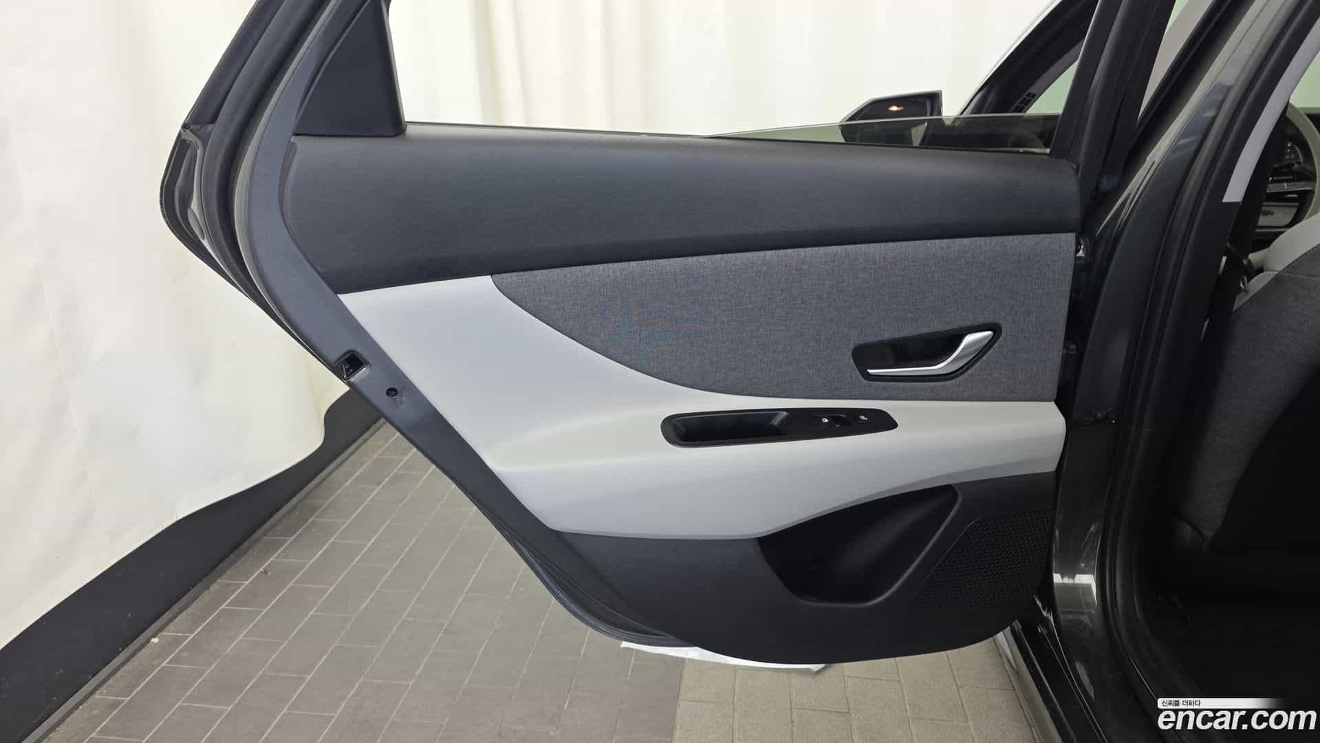 AVANTE Hyundai 2020.3-INNER-035