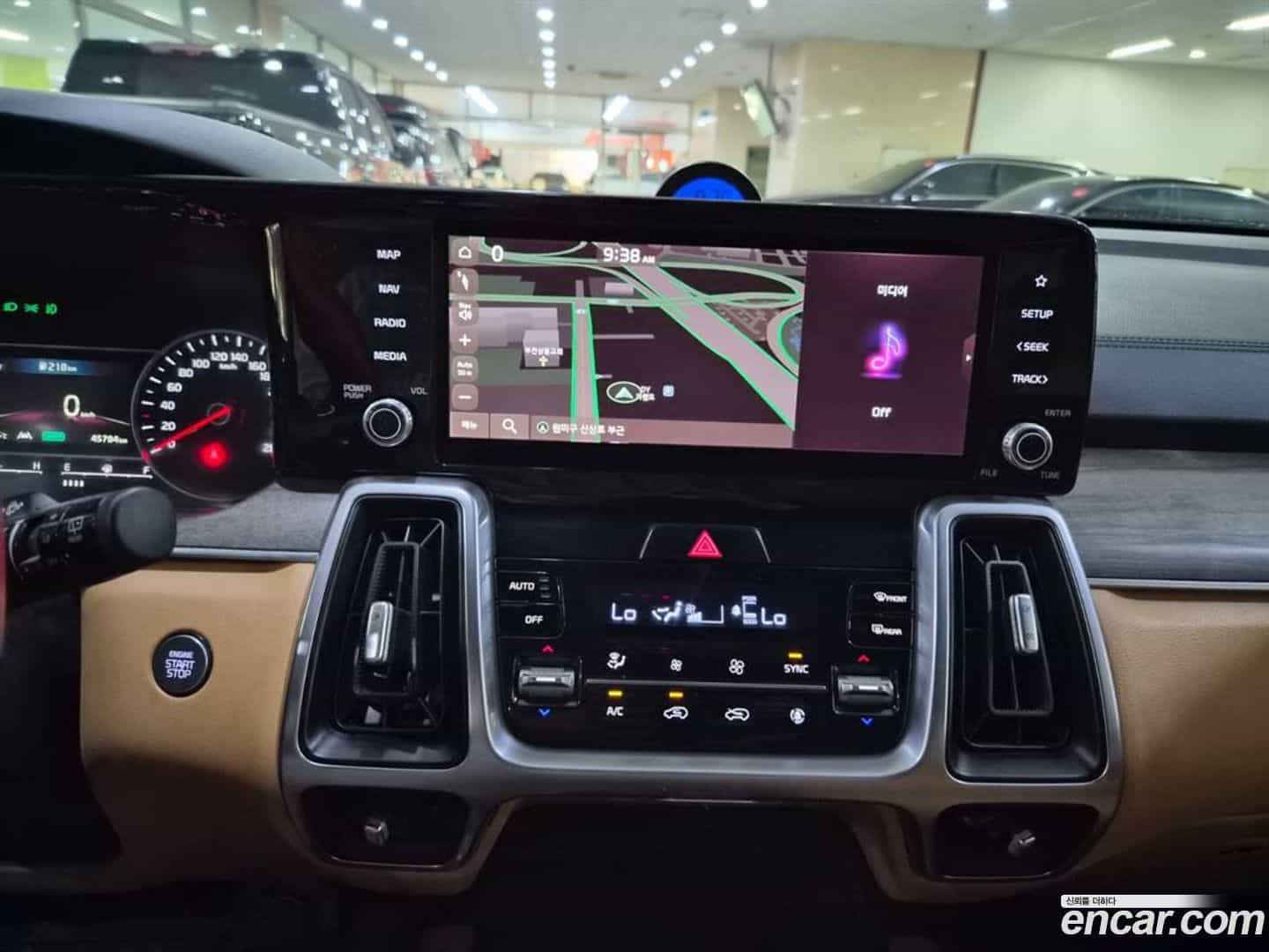 Sorento Kia 2021.5-INNER-010