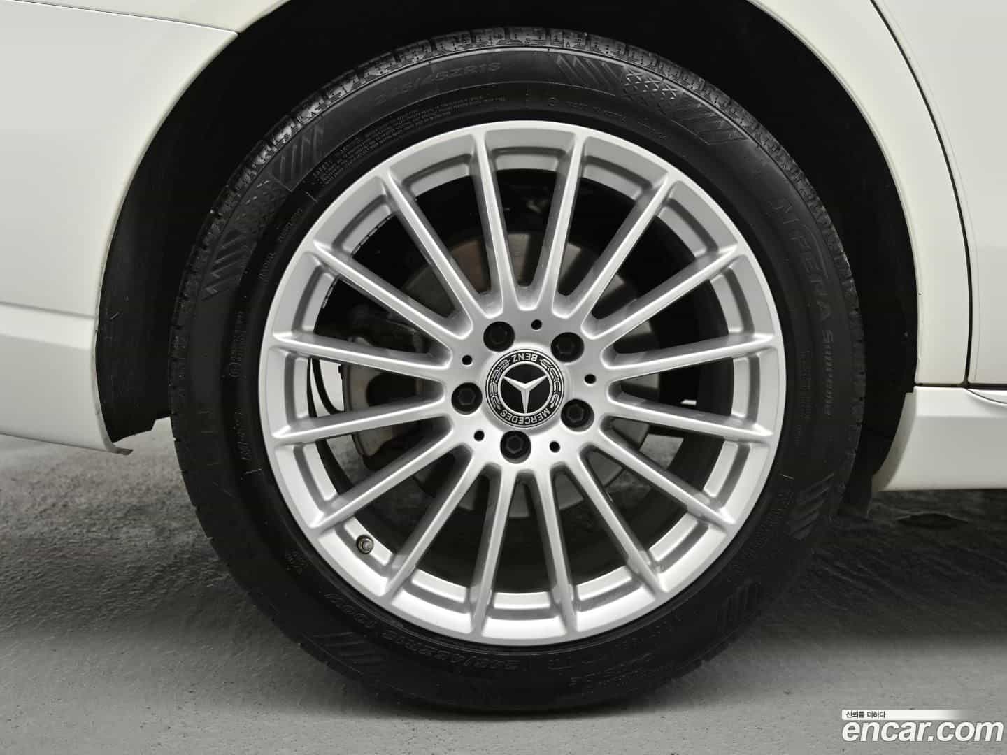 E-Class Mercedes-Benz 2021.5-OUTER-005