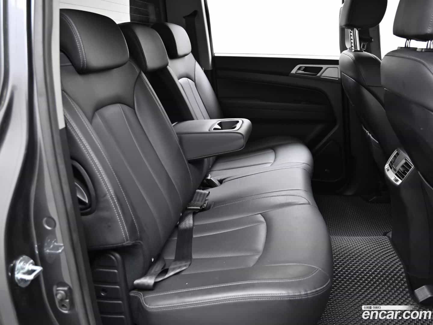 Rexton KG Mobility 2018.10-OPTION-016
