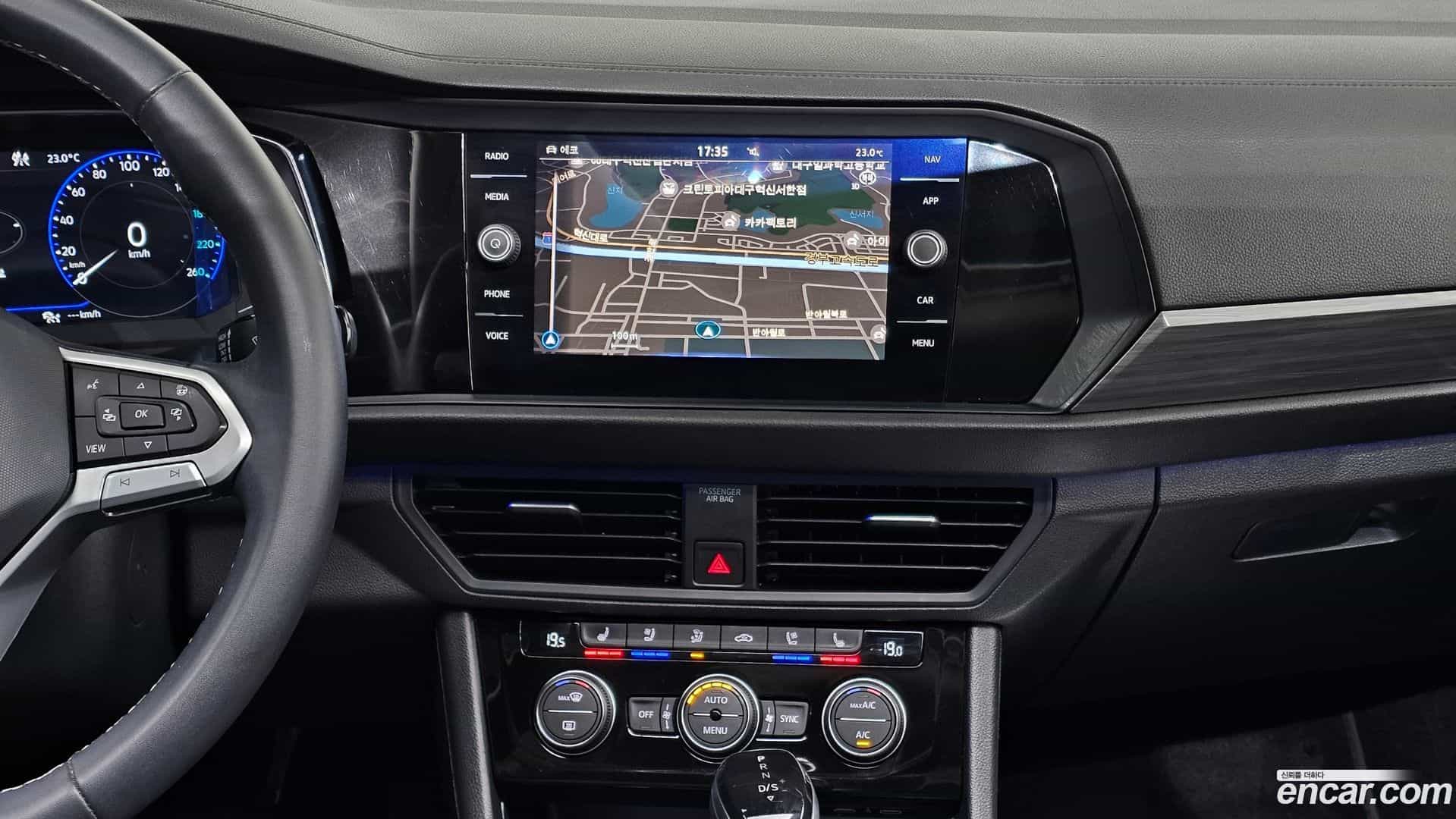 Jetta Volkswagen 2022.11-OPTION-021