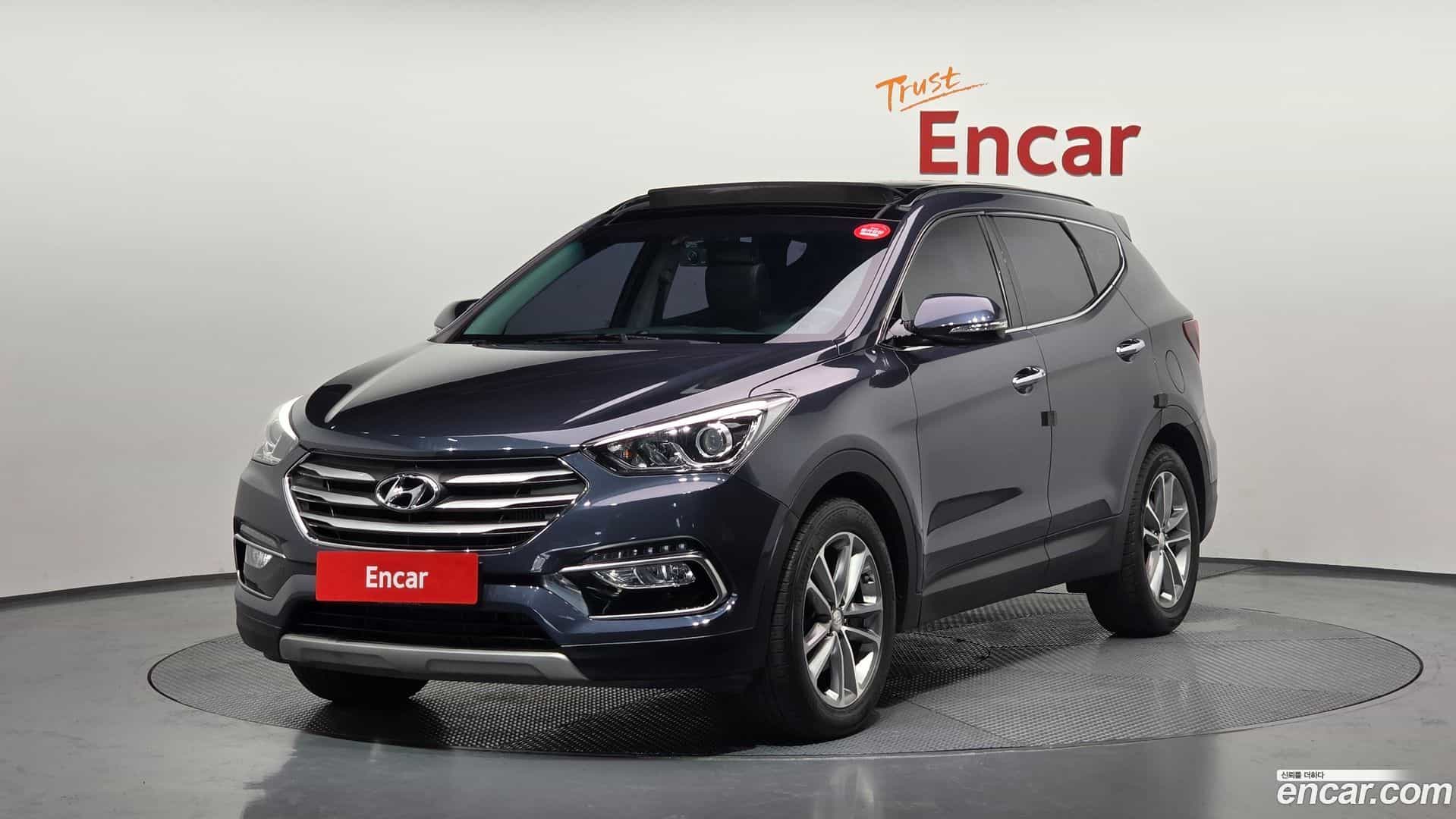 Santafe Hyundai 2017.2-OUTER-001