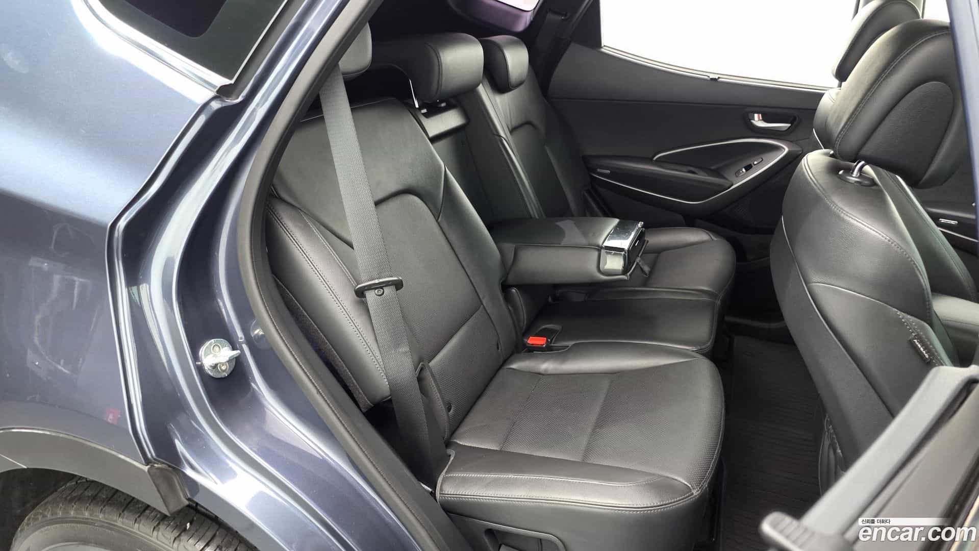 Santafe Hyundai 2017.2-OPTION-016