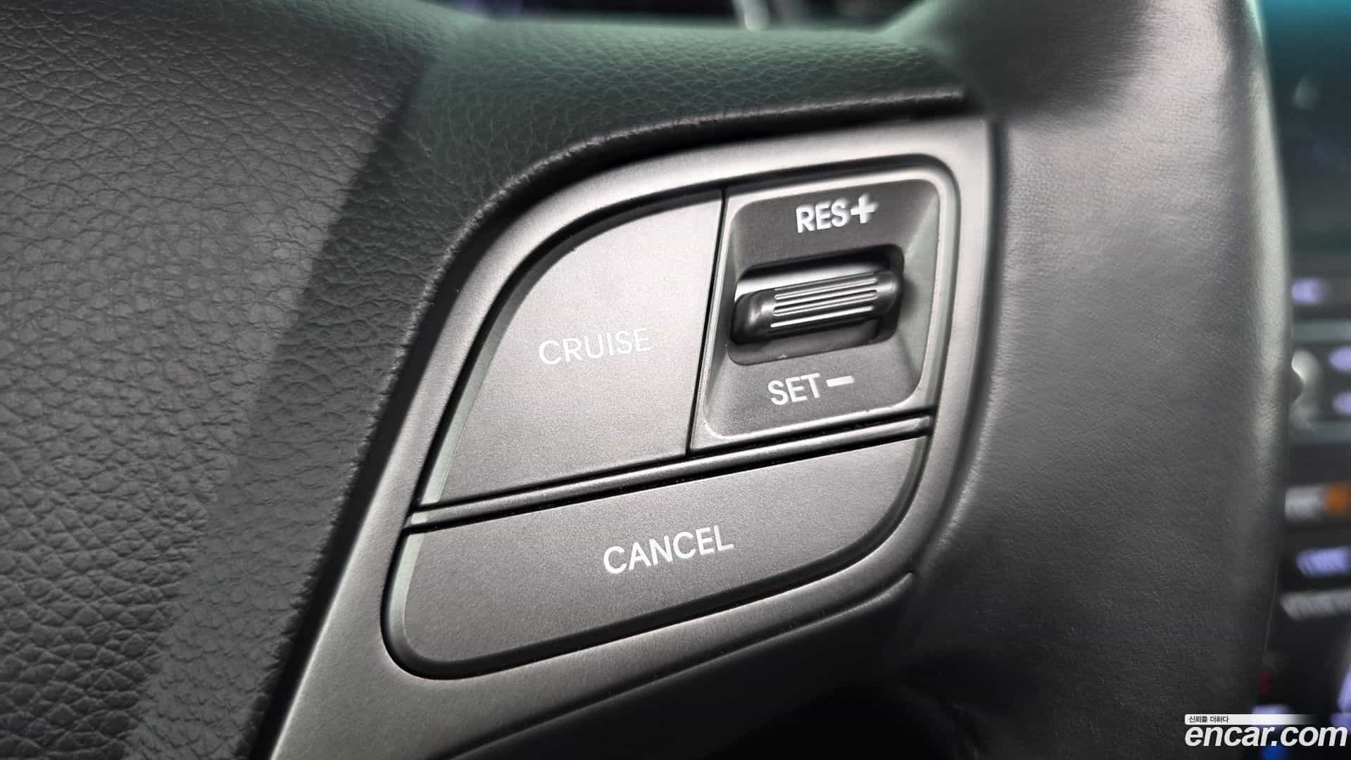 Santafe Hyundai 2017.2-OPTION-023