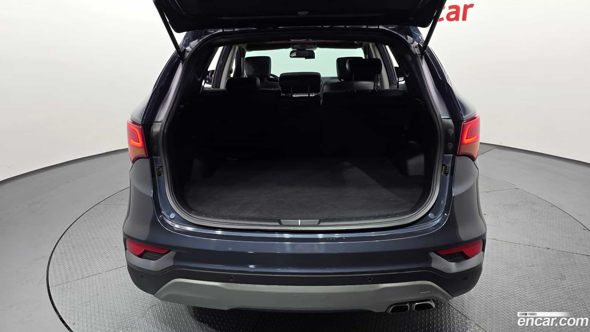 Santafe Hyundai 2017.2-OPTION-024