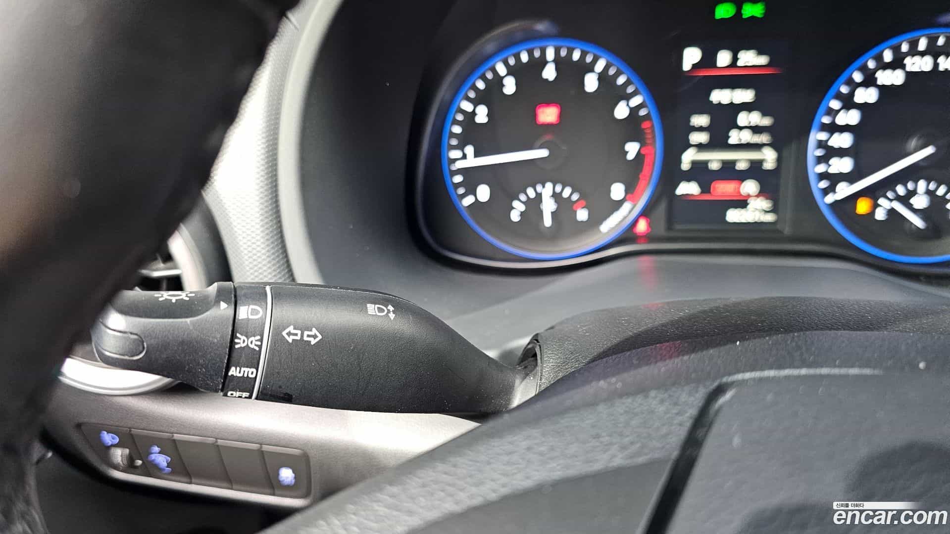 Kona Hyundai 2021.8-OPTION-023