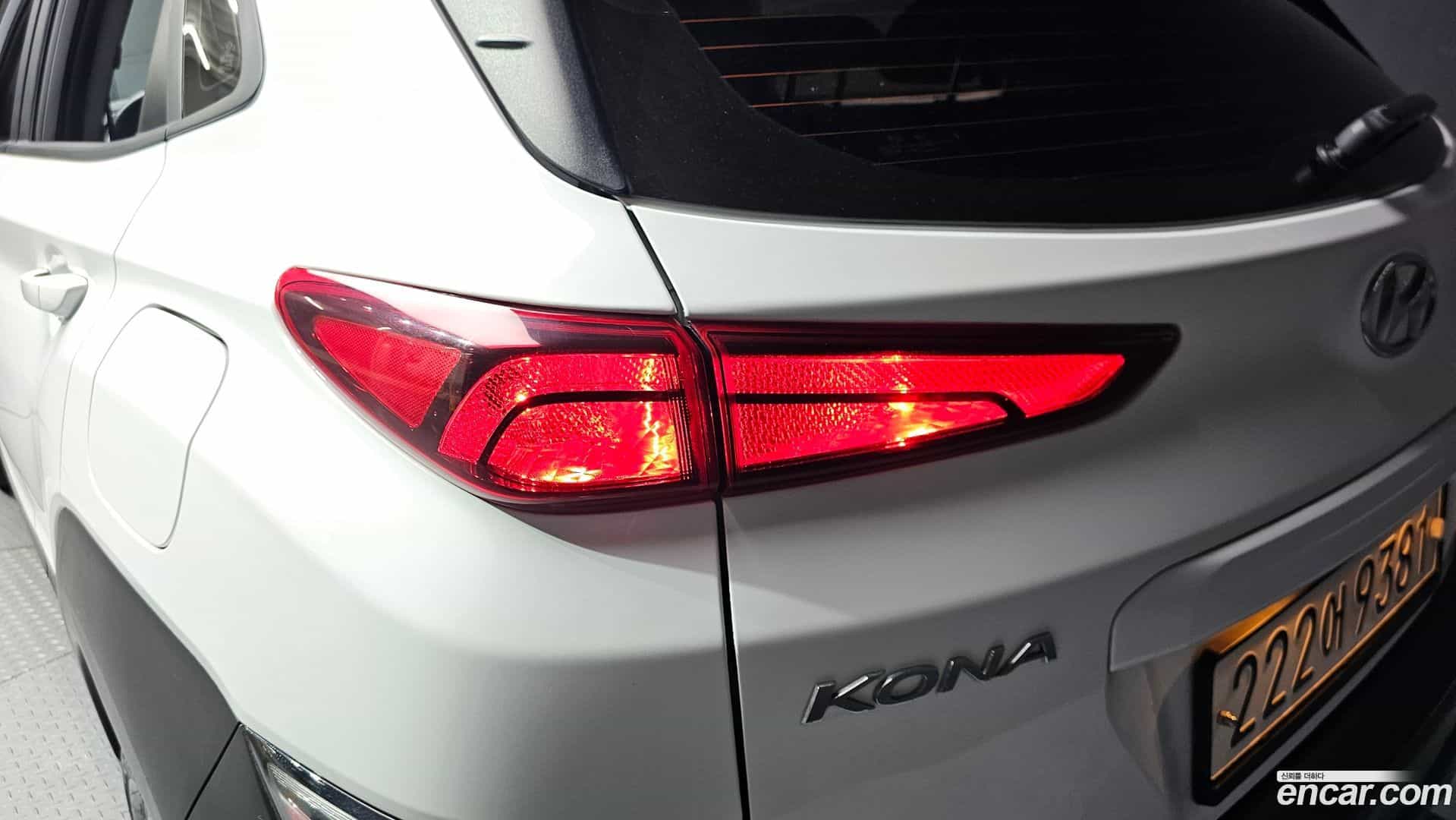 Kona Hyundai 2021.8-OUTER-033