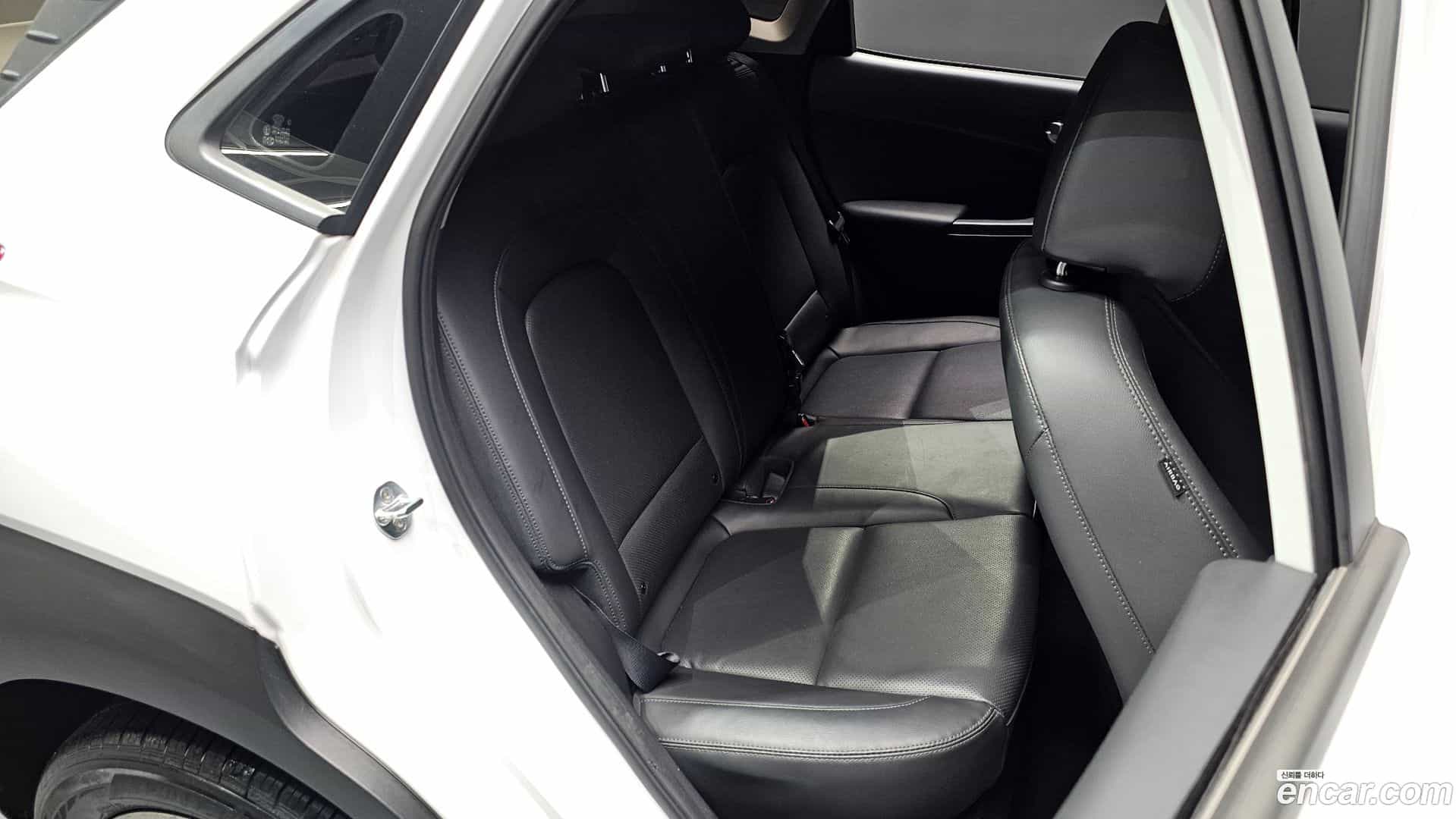 Kona Hyundai 2021.8-OPTION-040