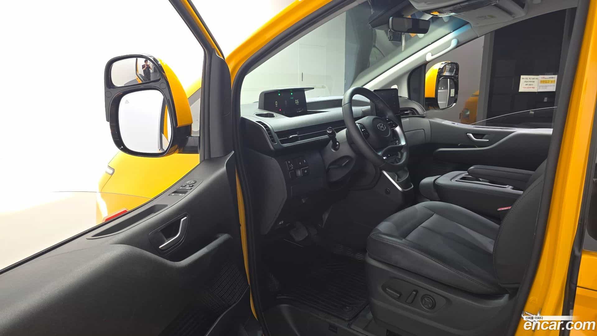 Staria Hyundai 2023.6-INNER-010