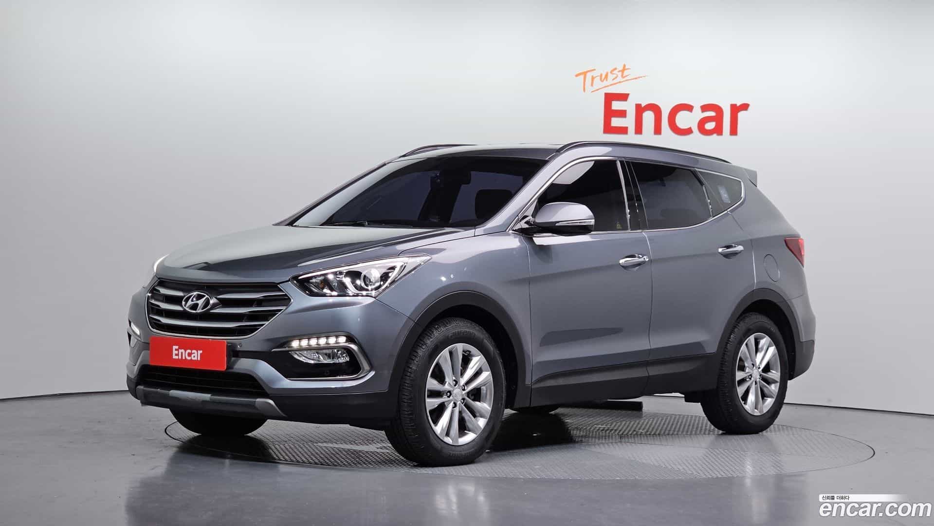 Santafe Hyundai 2017.1-OUTER-001