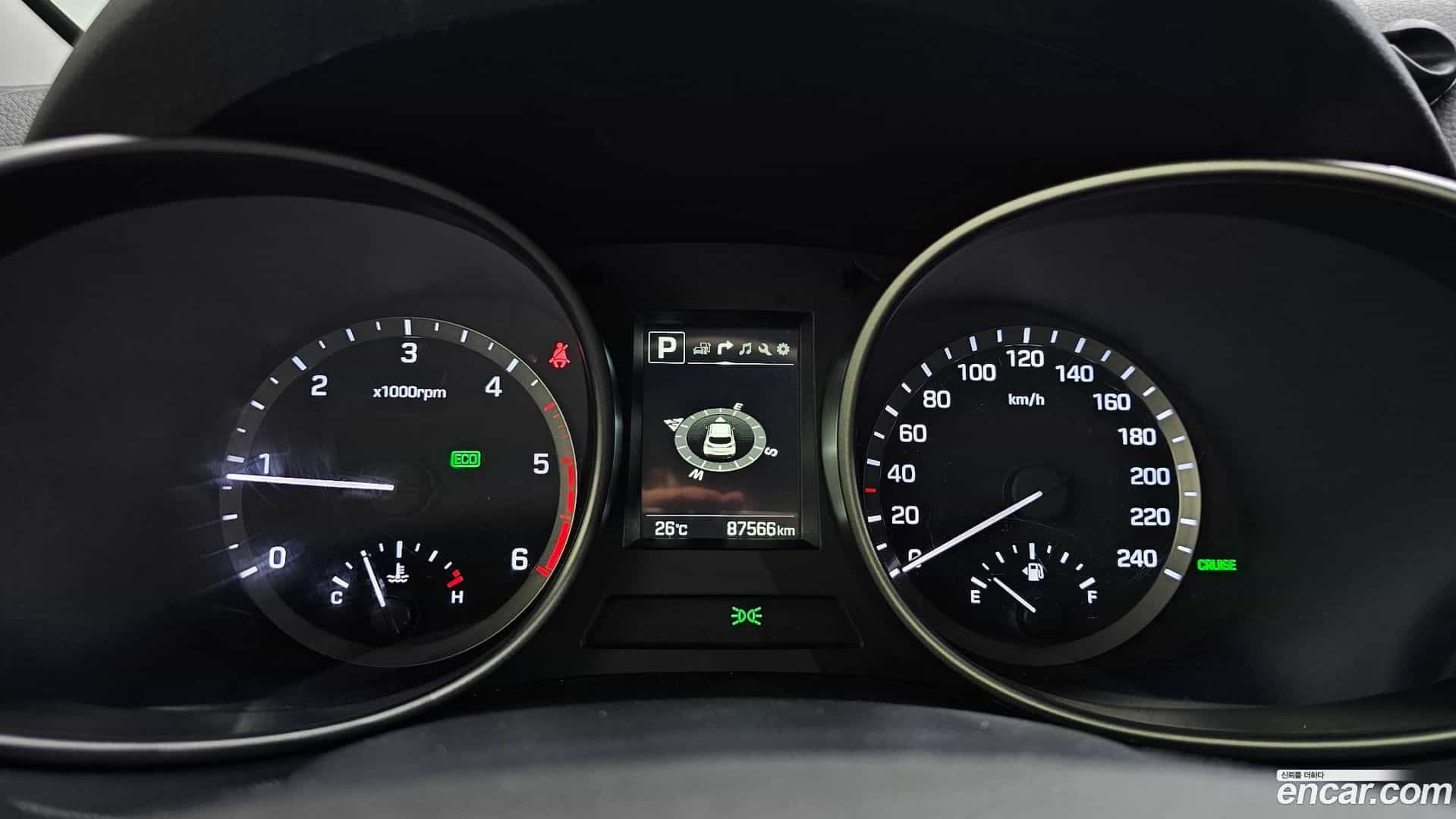 Santafe Hyundai 2017.1-INNER-008