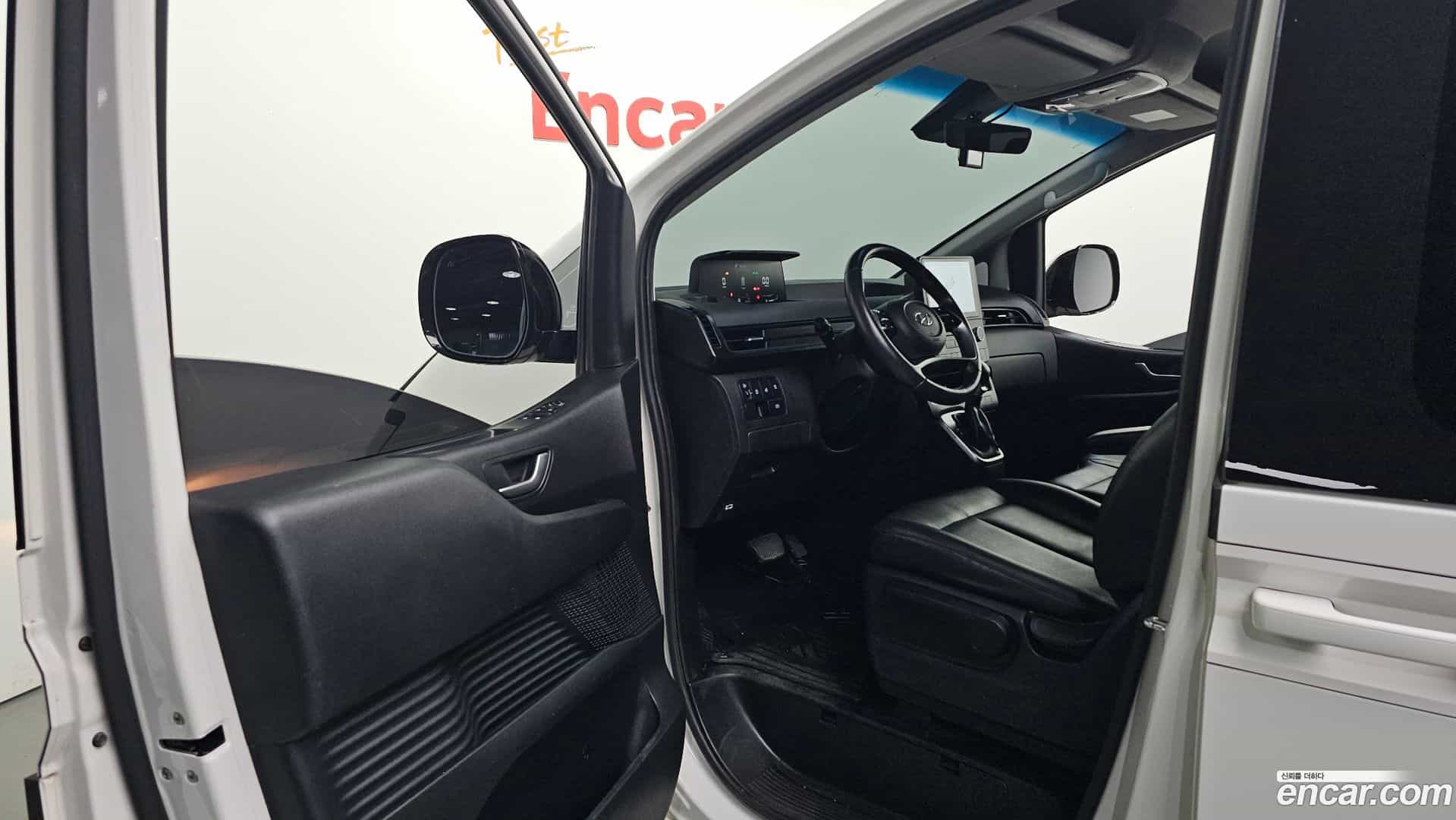 Staria Hyundai 2021.4-INNER-010