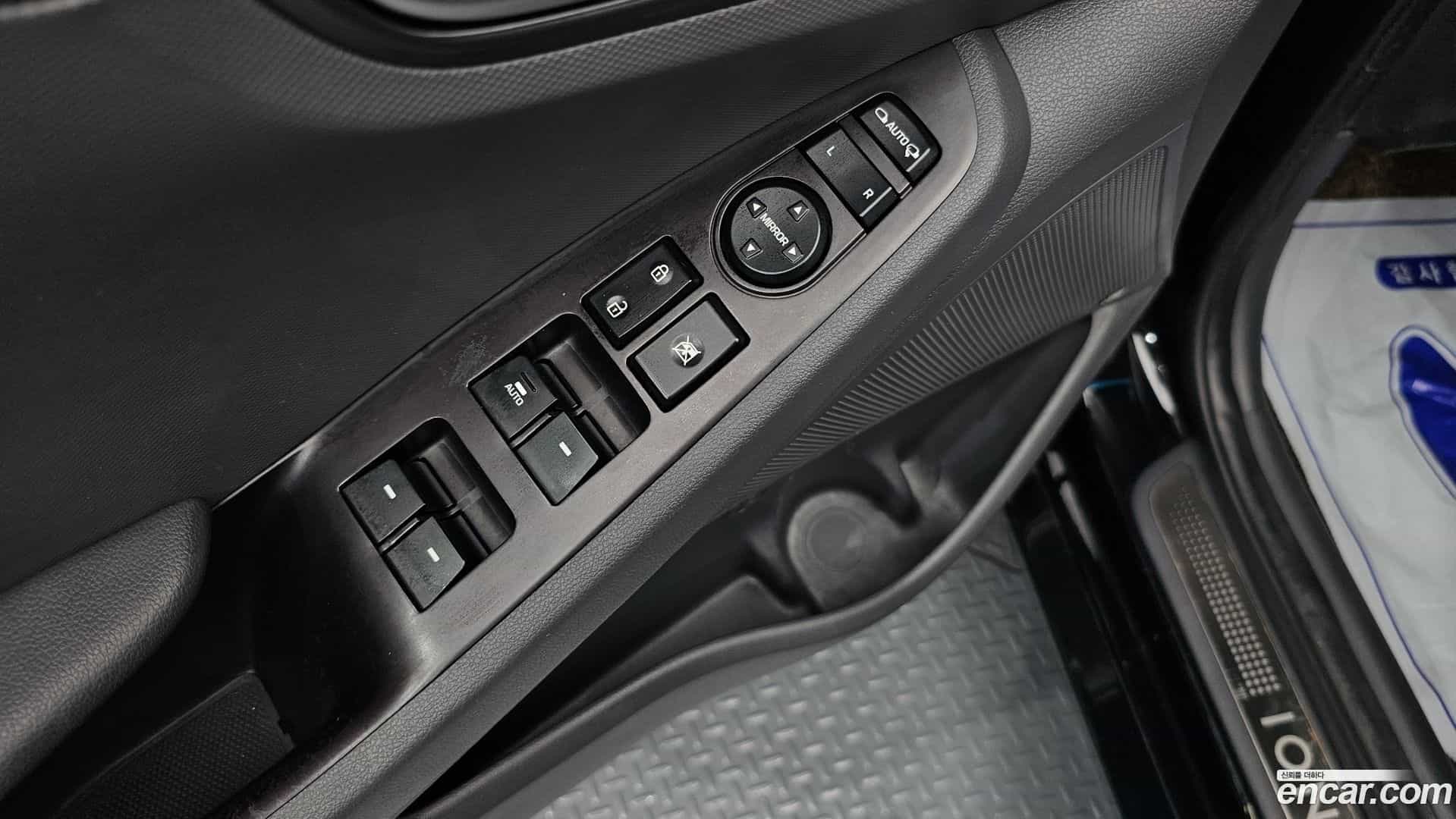 Ioniq Hyundai 2016.3-OPTION-017