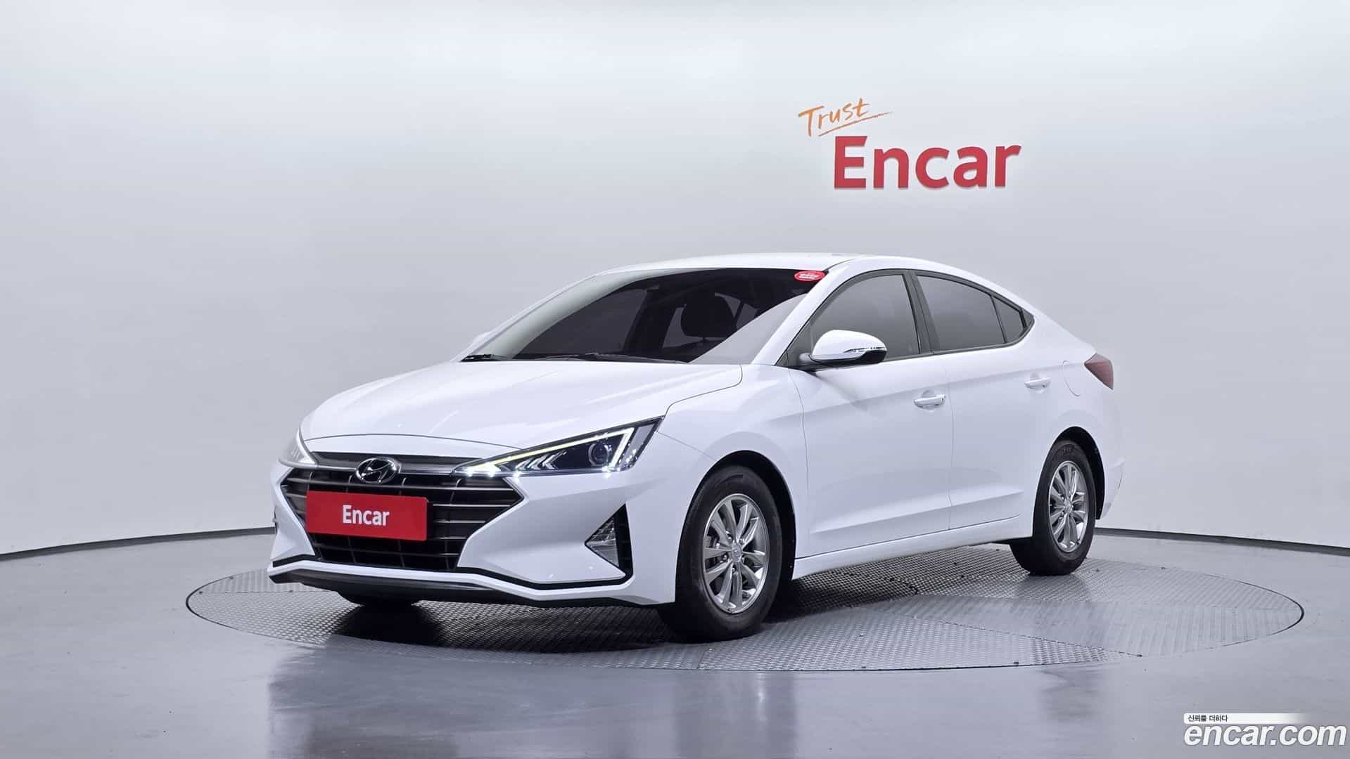 AVANTE Hyundai 2019.1-OUTER-001