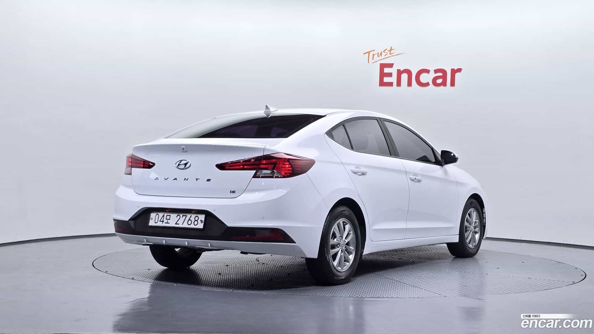 AVANTE Hyundai 2019.1-OUTER-002