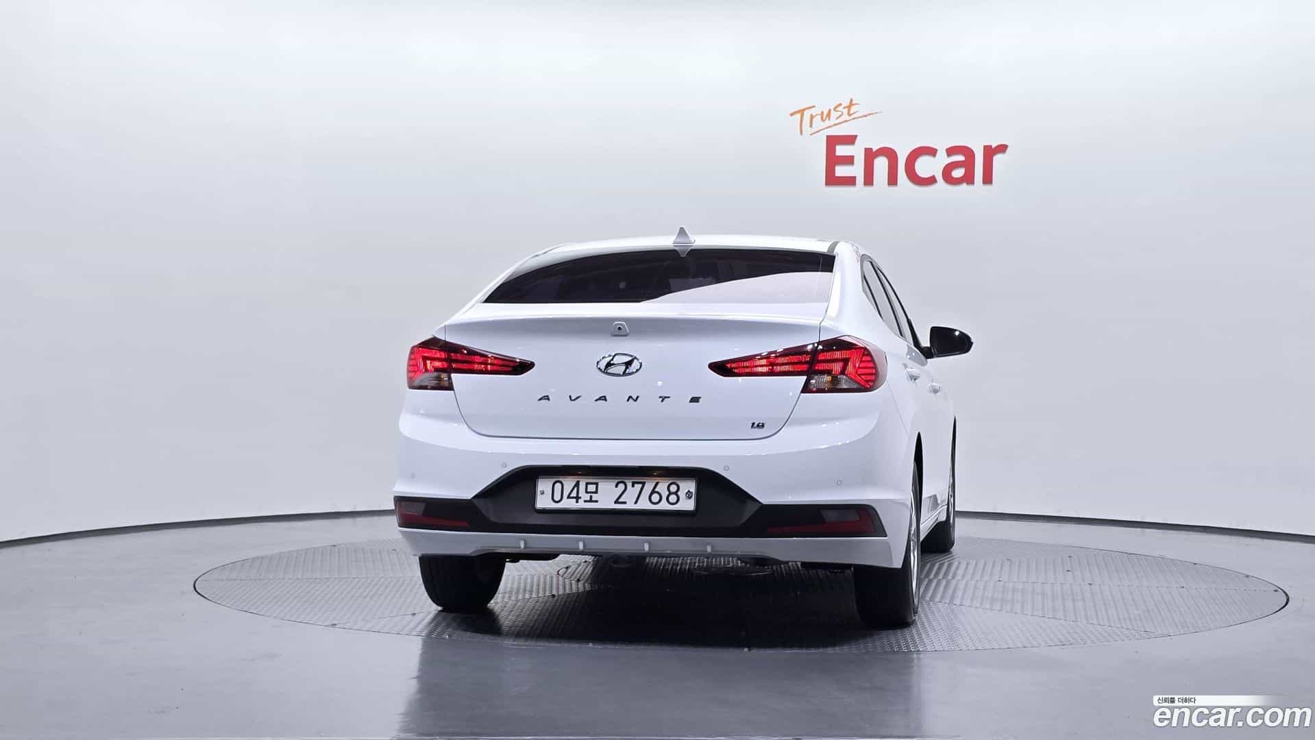 AVANTE Hyundai 2019.1-OUTER-004