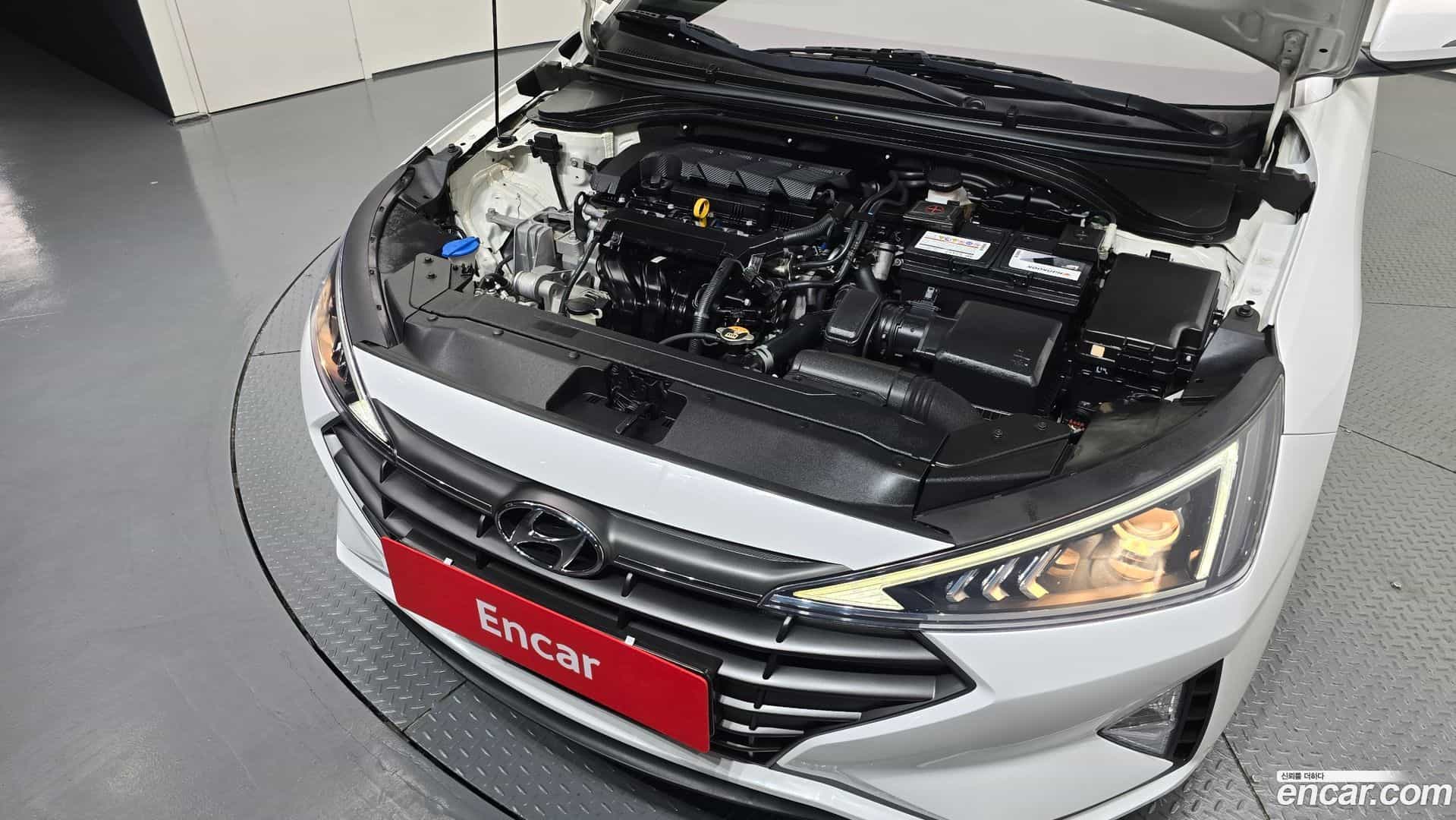 AVANTE Hyundai 2019.1-OUTER-006