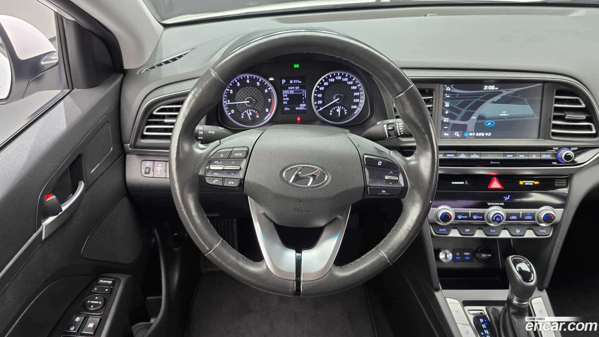 AVANTE Hyundai 2019.1-OPTION-017