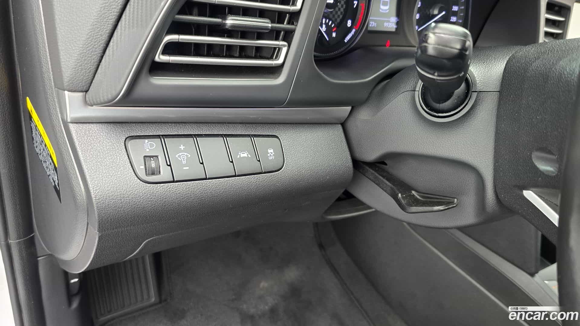 AVANTE Hyundai 2019.1-OPTION-021