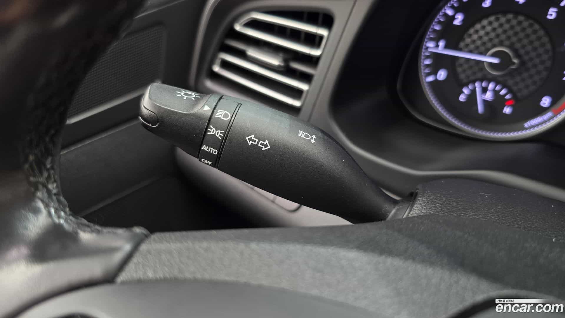 AVANTE Hyundai 2019.1-OPTION-024