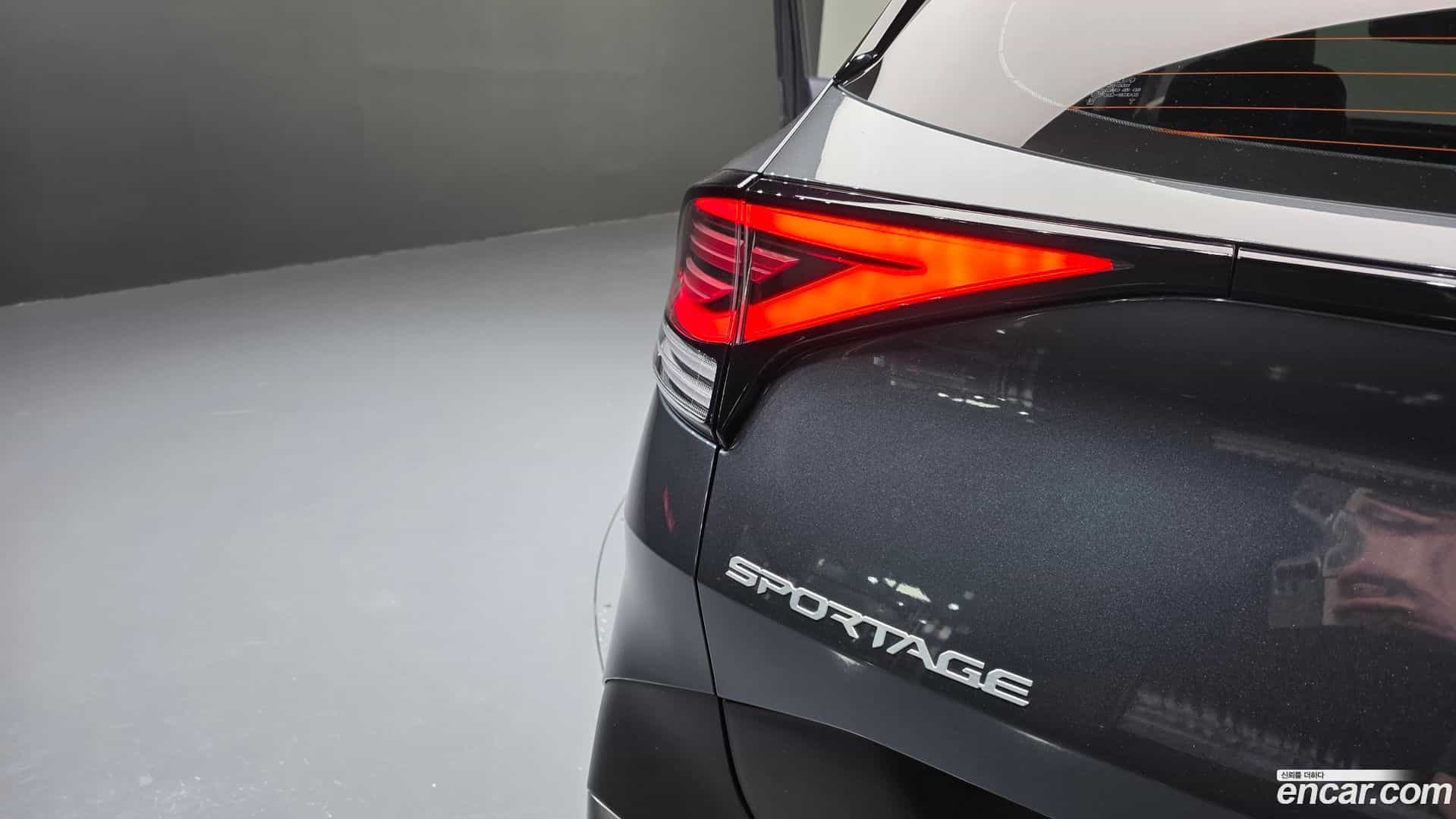 Sportage Kia 2023.6-OUTER-033
