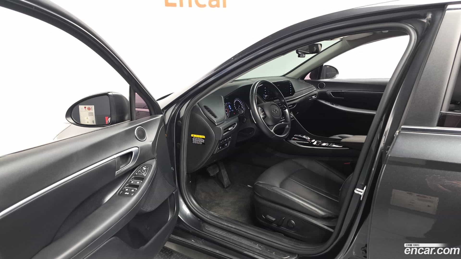 Sonata Hyundai 2020.3-INNER-010