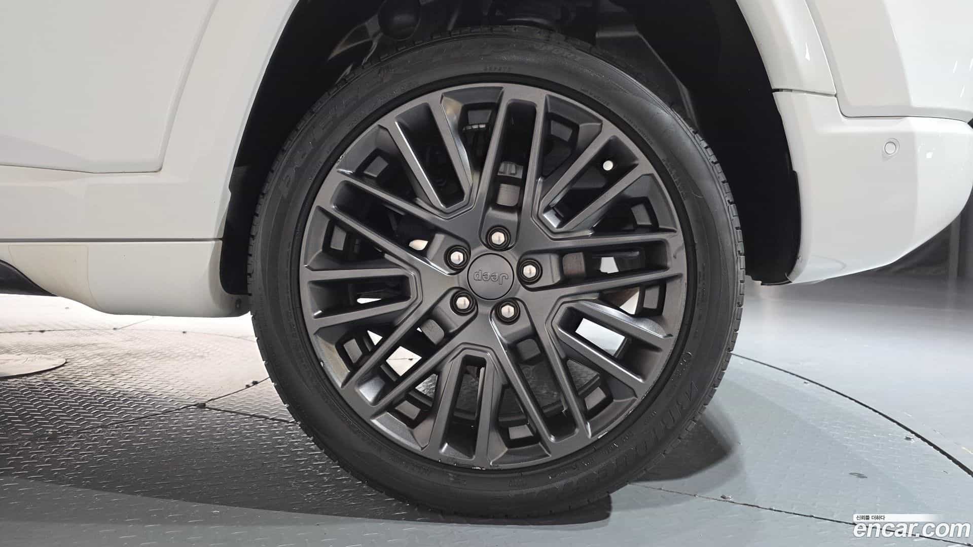 Compass Jeep 2022.5-OUTER-031
