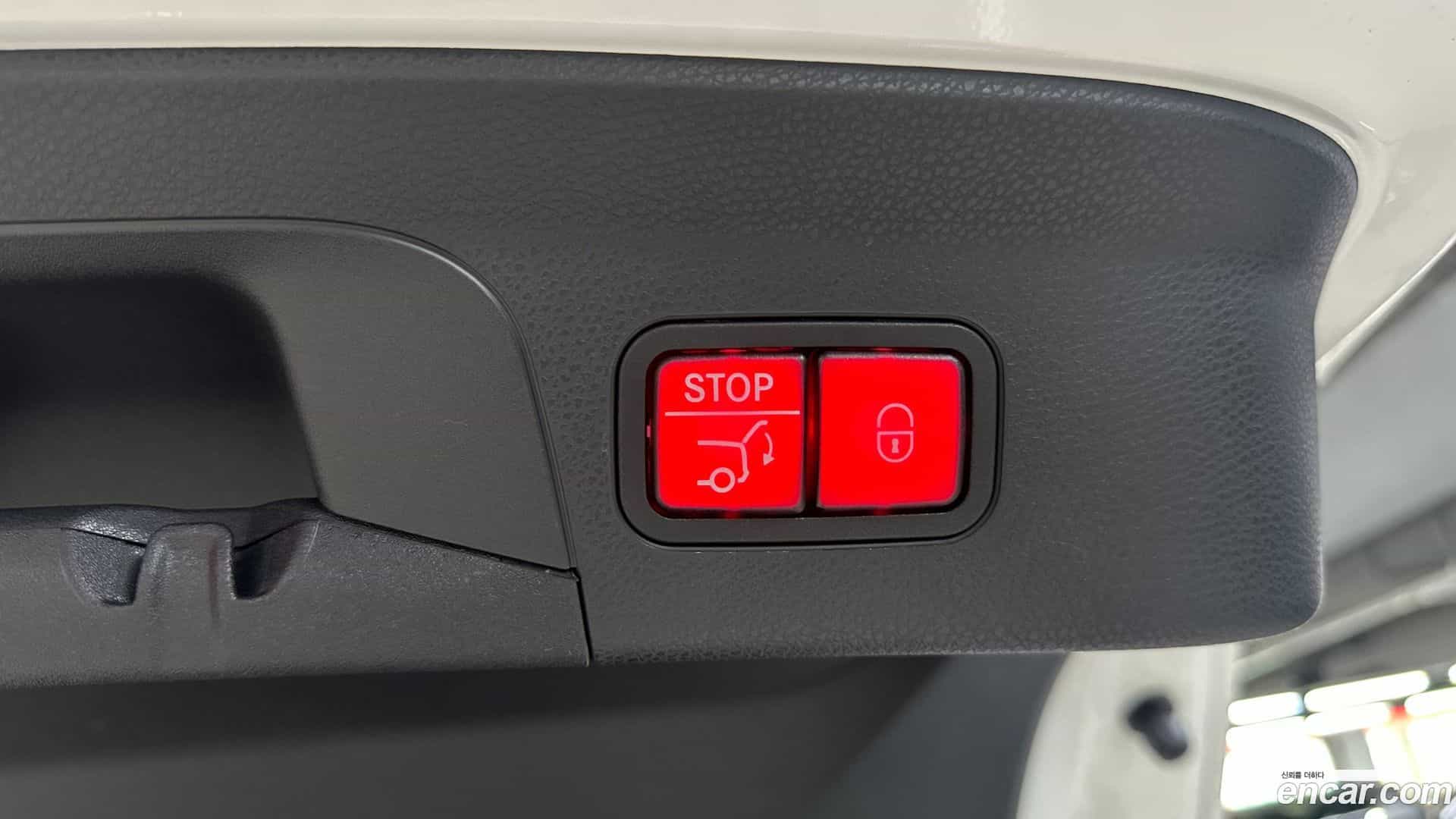 GLC-Class Mercedes-Benz 2023.3-OPTION-017