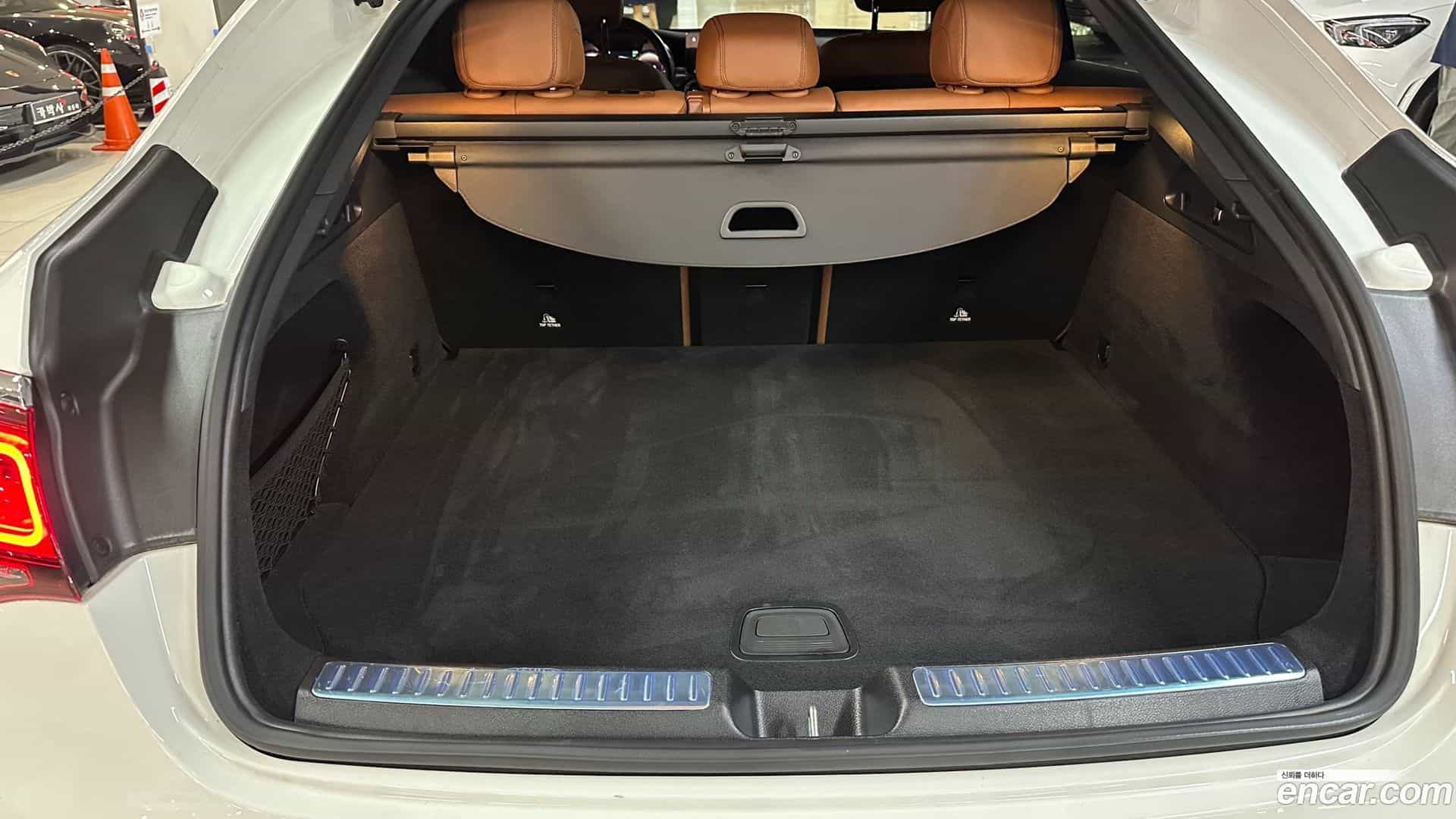GLC-Class Mercedes-Benz 2023.3-OPTION-023