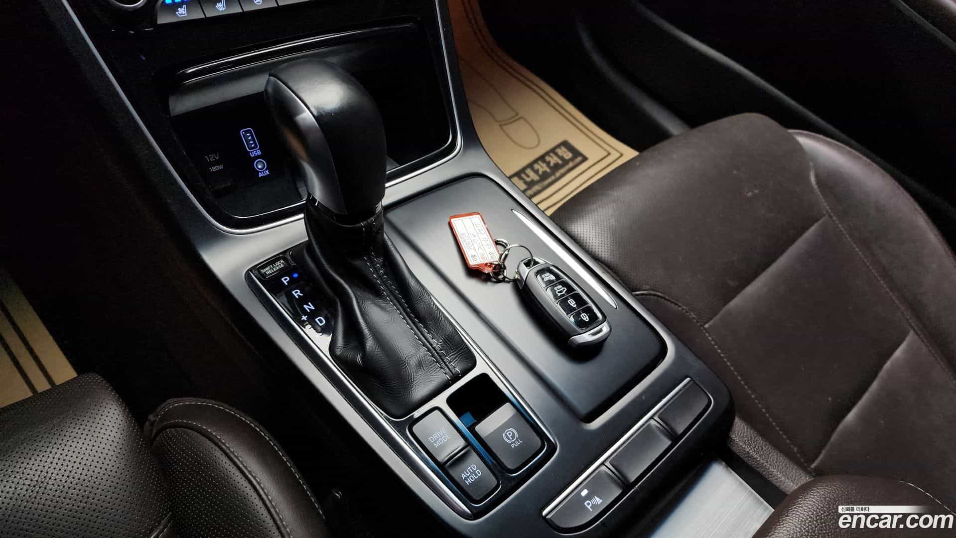 Grandeur Hyundai 2017.3-INNER-009