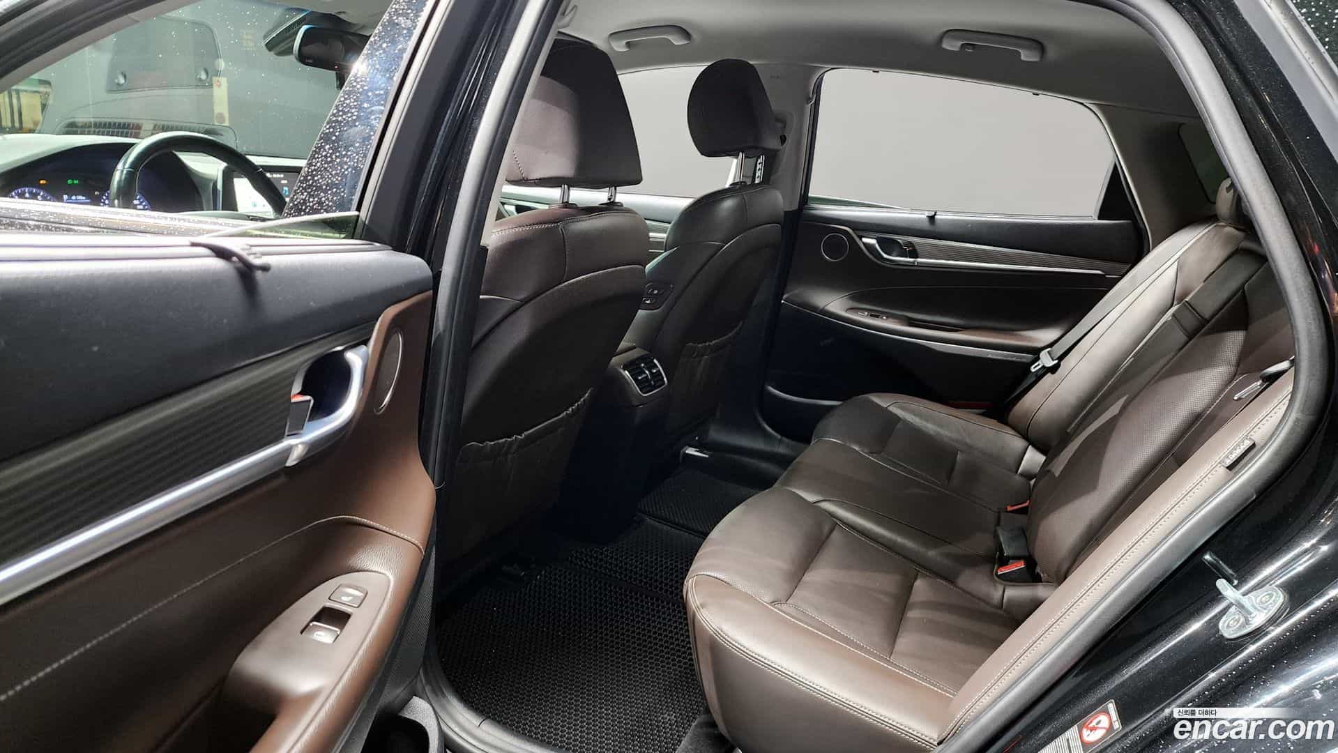 Grandeur Hyundai 2017.3-OPTION-016