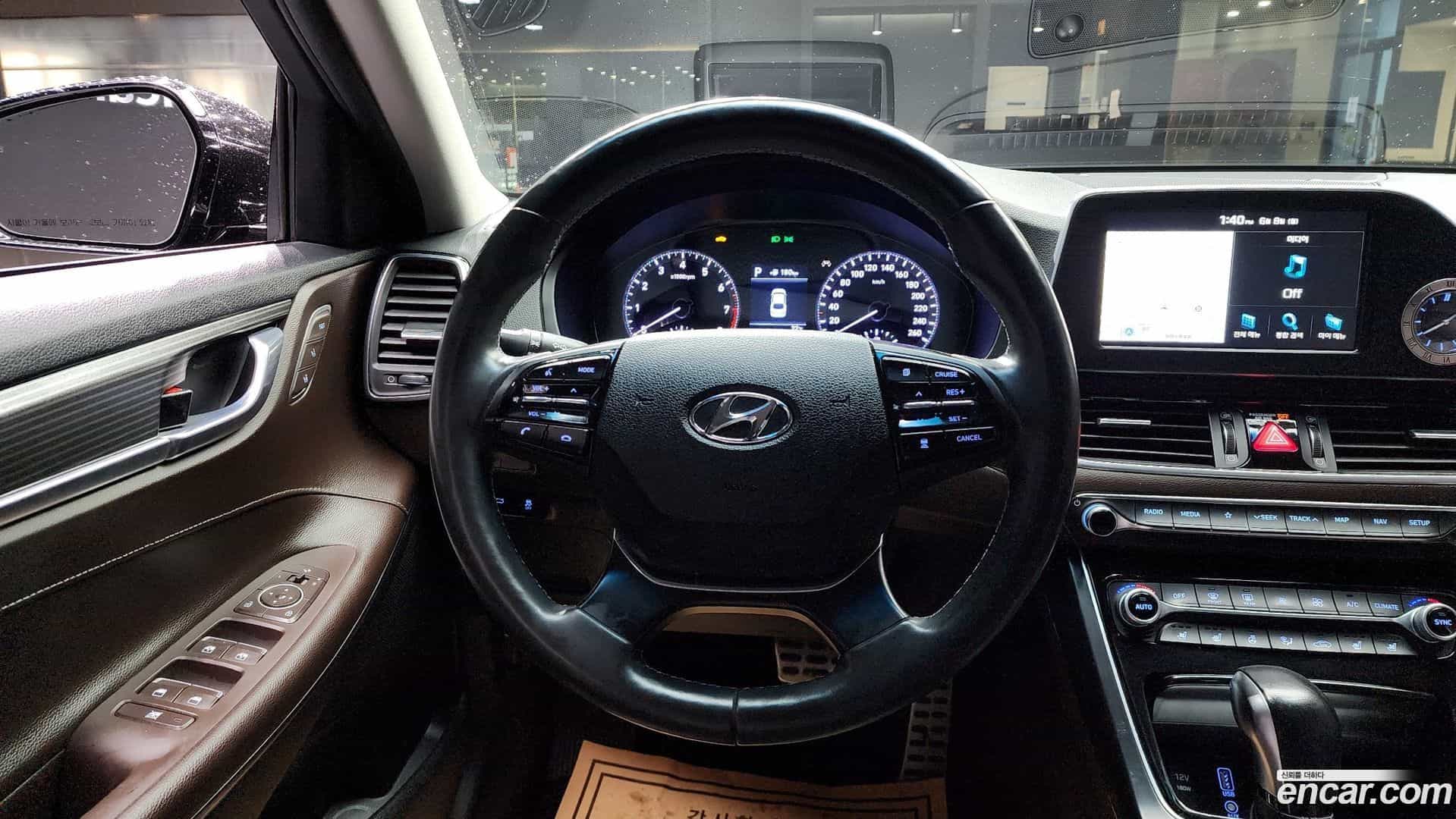 Grandeur Hyundai 2017.3-OPTION-018