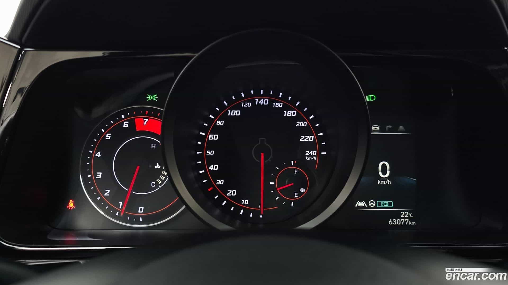 AVANTE Hyundai 2022.10-INNER-008